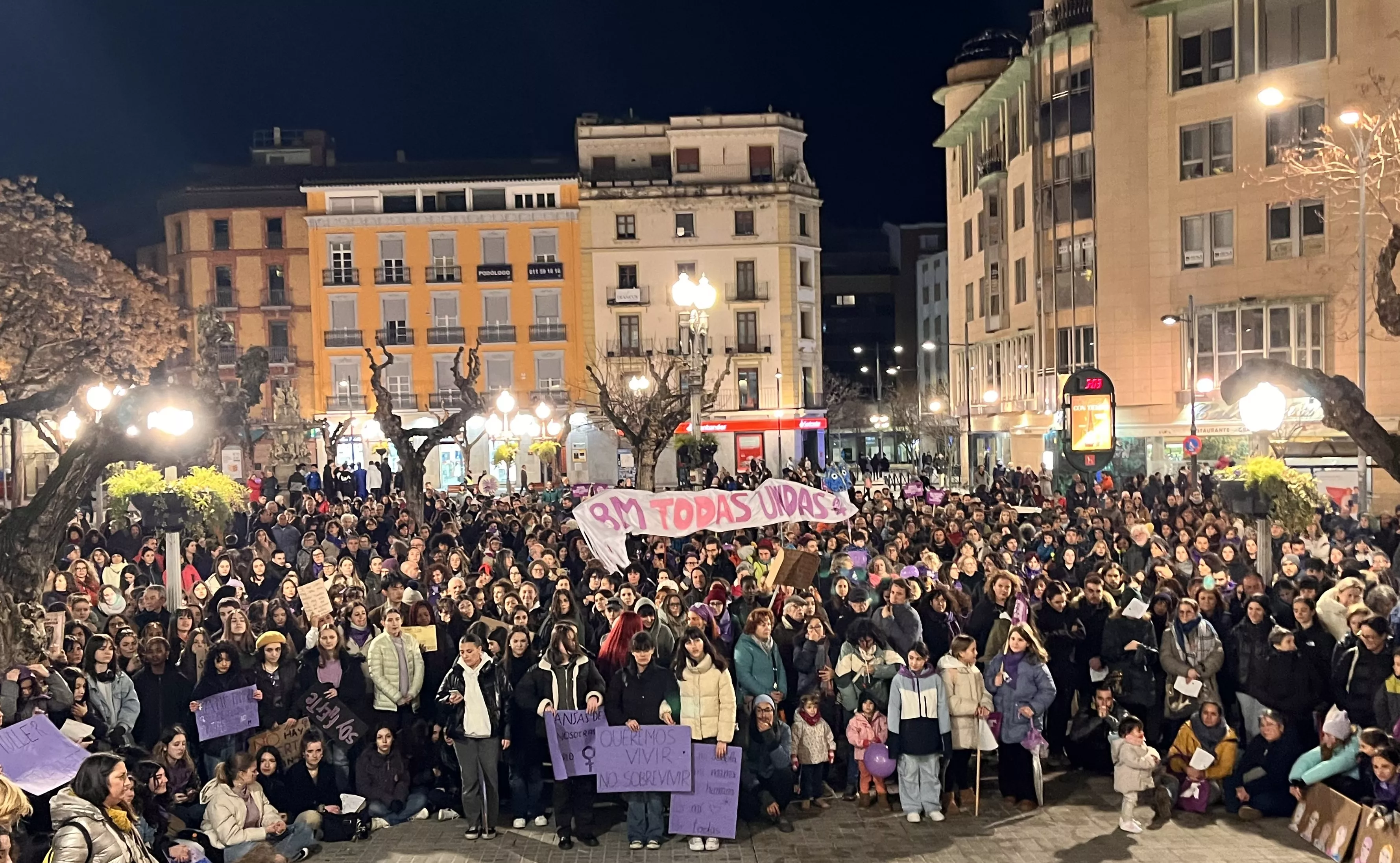 Manifestación del 8M 2024 celebrada en Huesca. Foto Mercedes Manterola