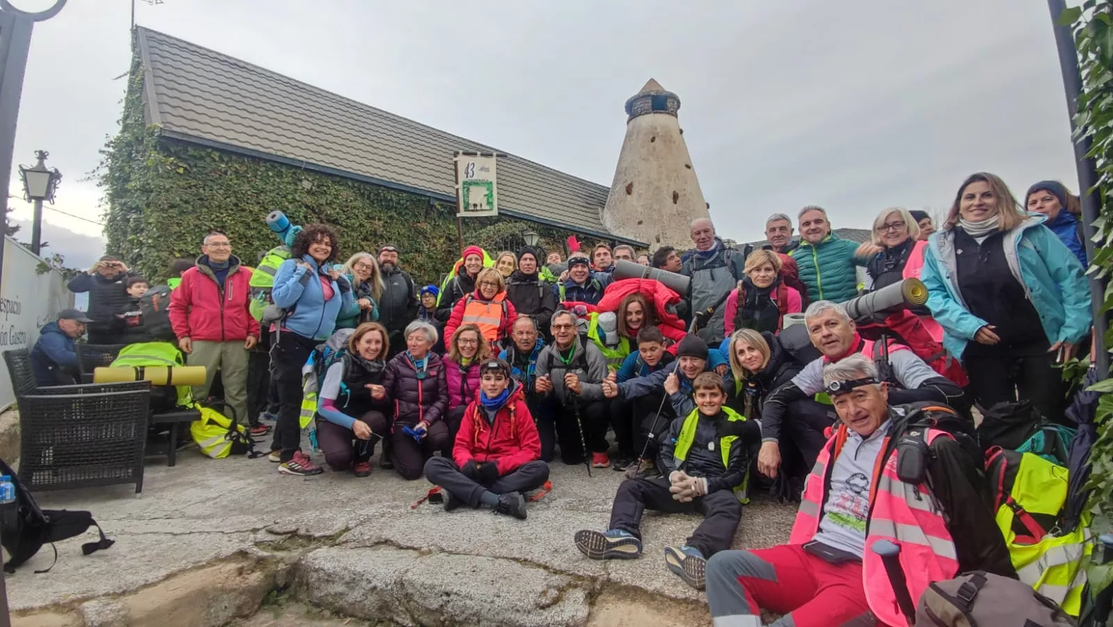 Primera etapa Huesca-Ayerbe, parada en El Sotón.