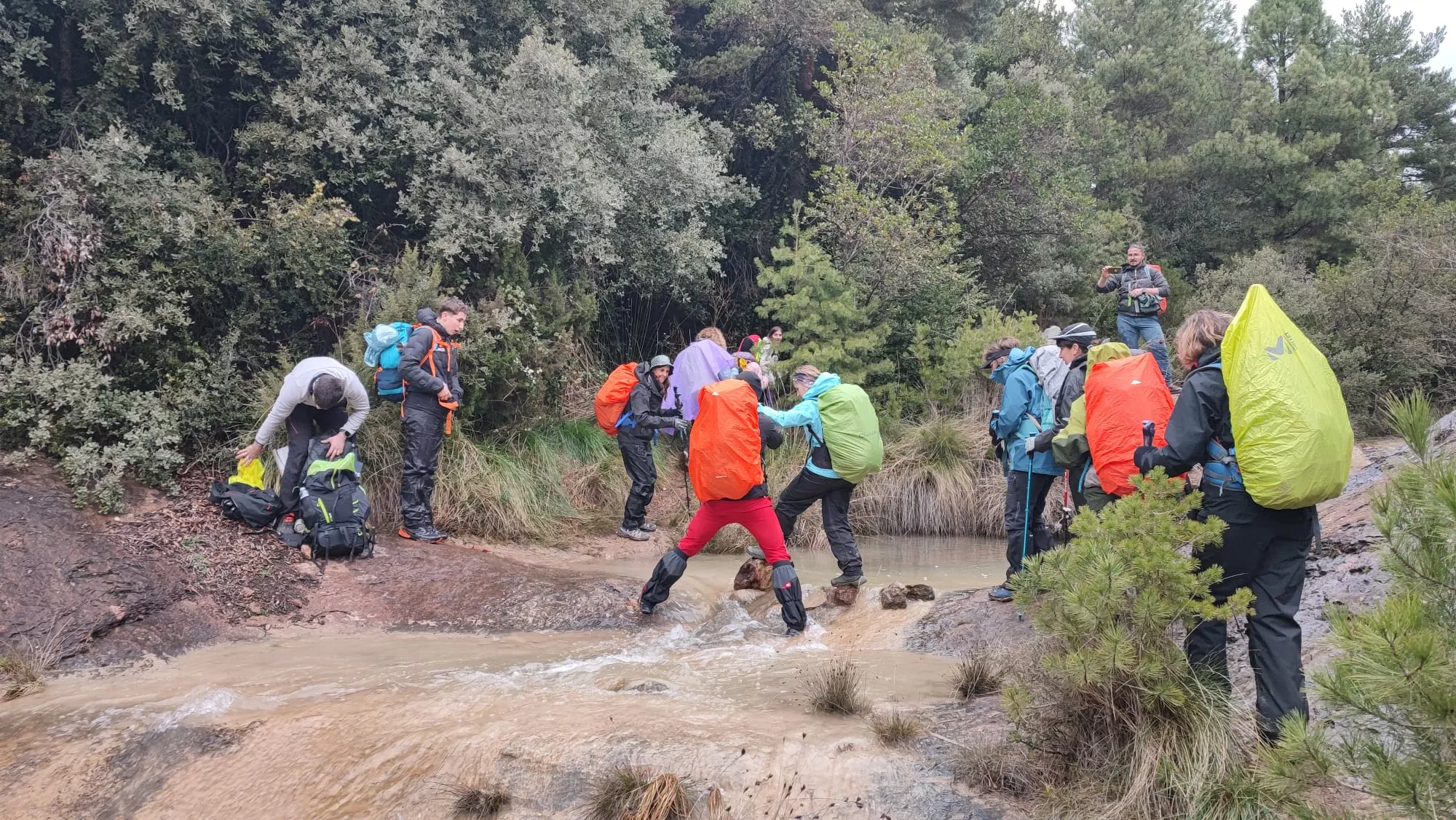 Segunda etapa Ayerbe Sierra Santo Domingo-Longás.
