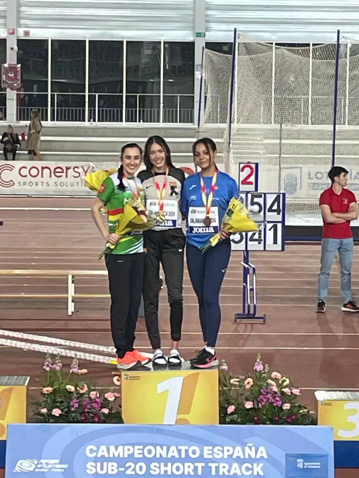 Mónica Naudín, subcampeona de España en Salamanca en triple salto.