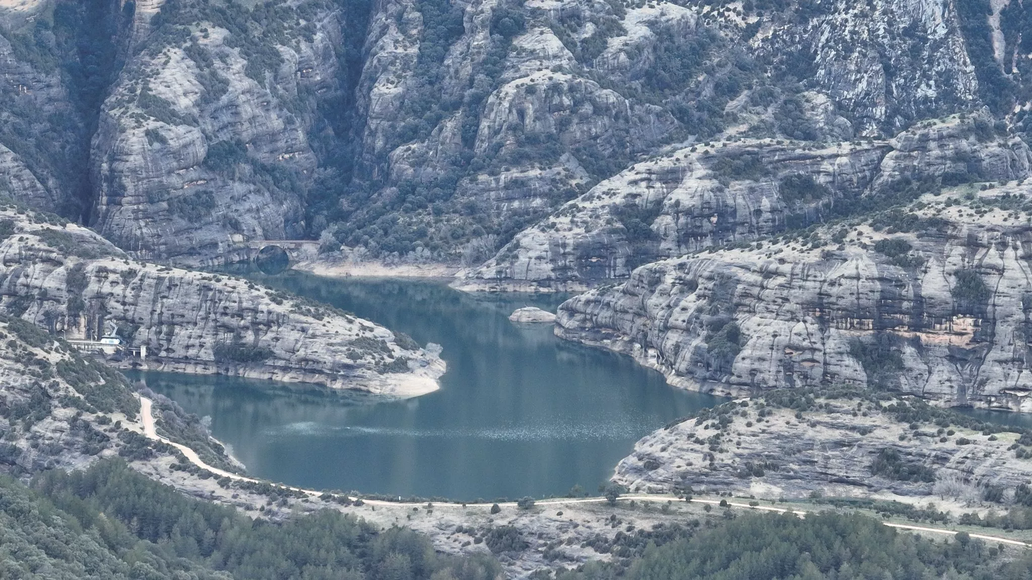 Embalse de Vadiello, en cerca de un 70 % de agua acumulada