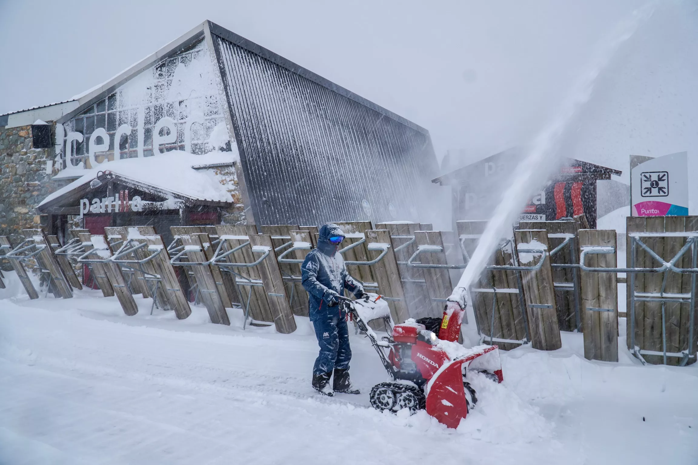 Imagen de la estación de Cerler, que ha incrementado sus espesores de nieve casi un metro en 48 horas.