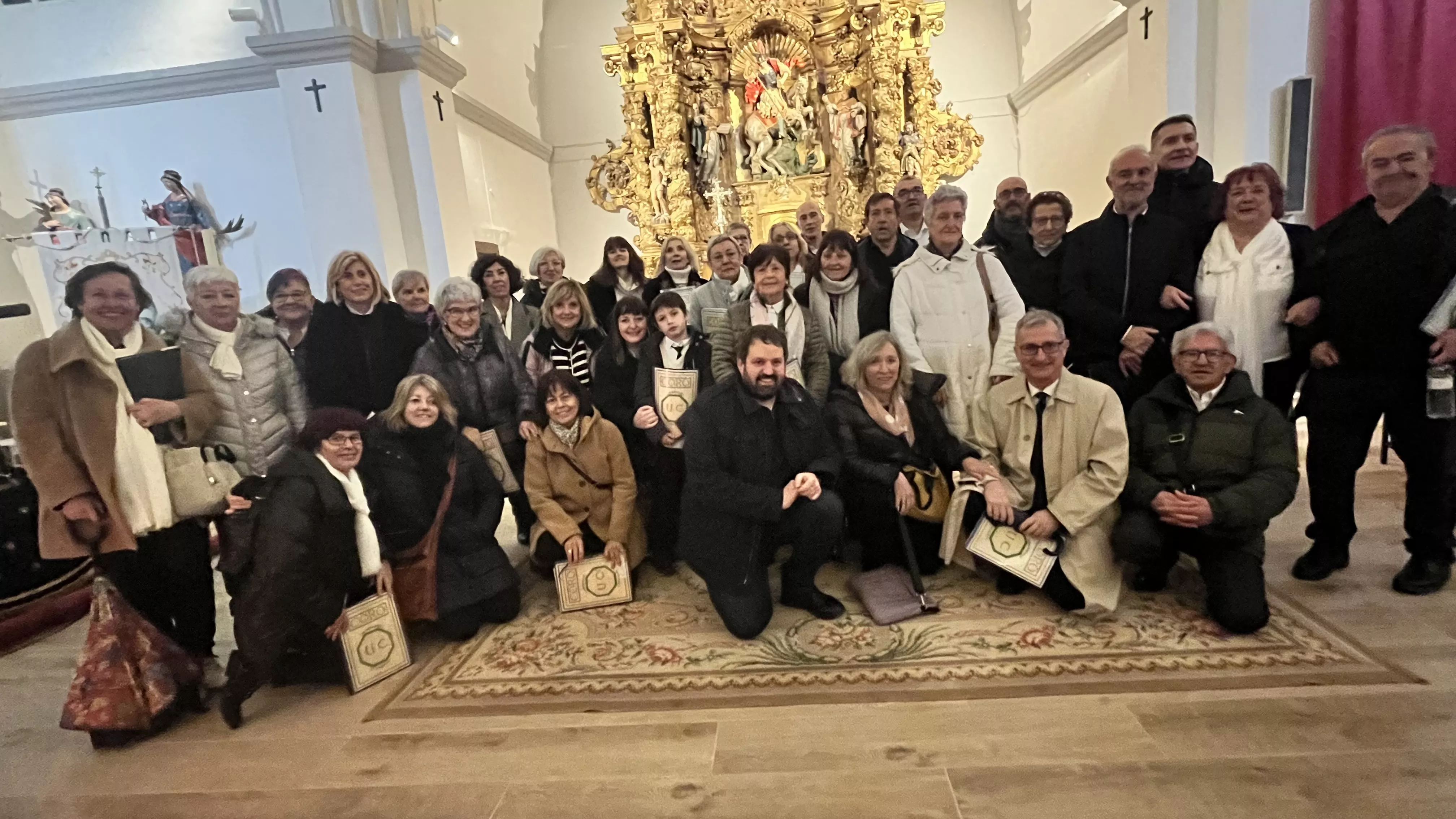 Actuación del Coro de la Universidad Ciudadana en Alcalá de Gurrea. Foto Mercedes Manterola