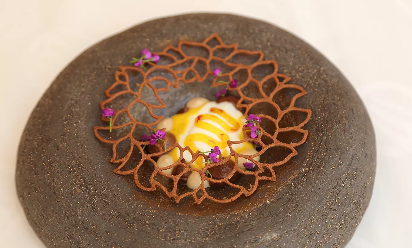 Azafran, lácteos de oveja y chocolate