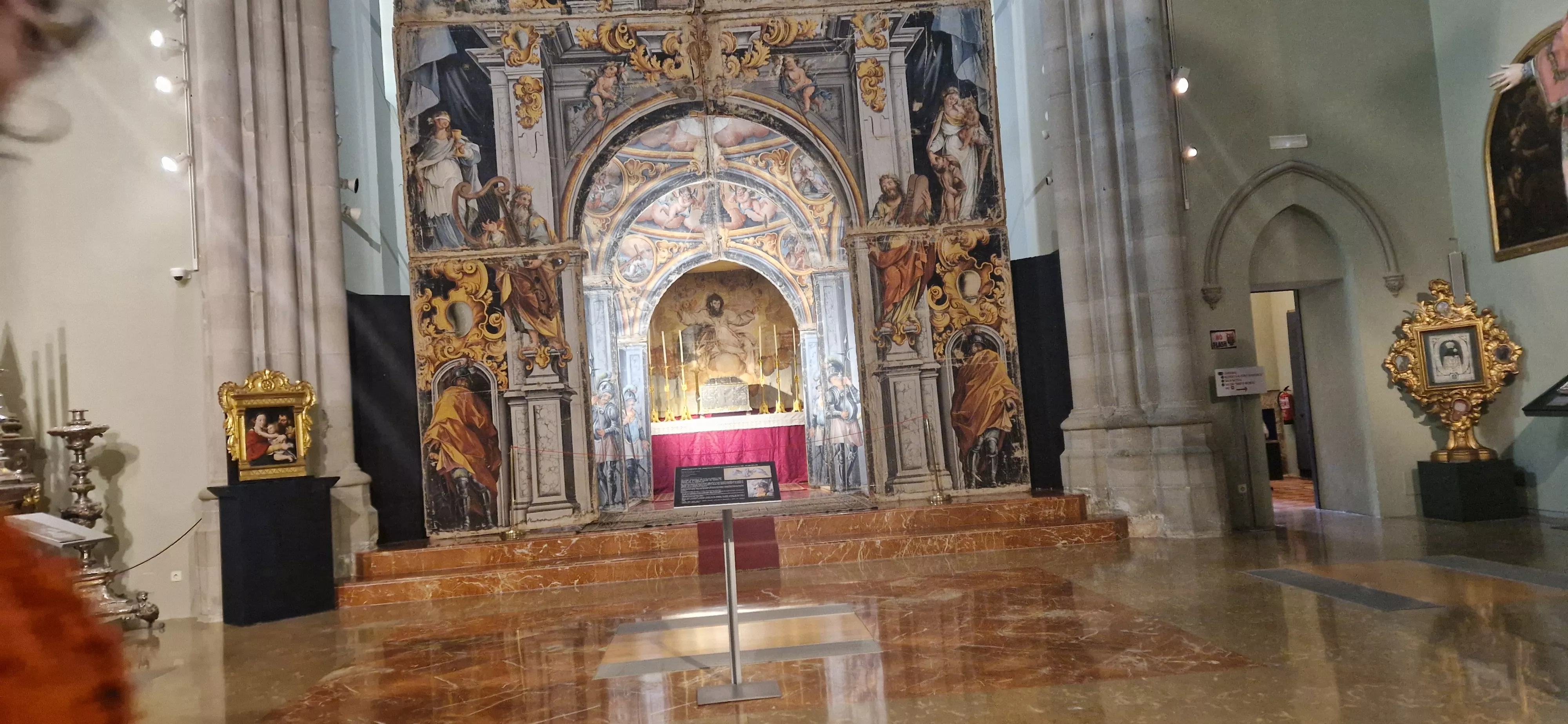 Exposición Revistiendo la Semana Santa. Foto Myriam Martínez