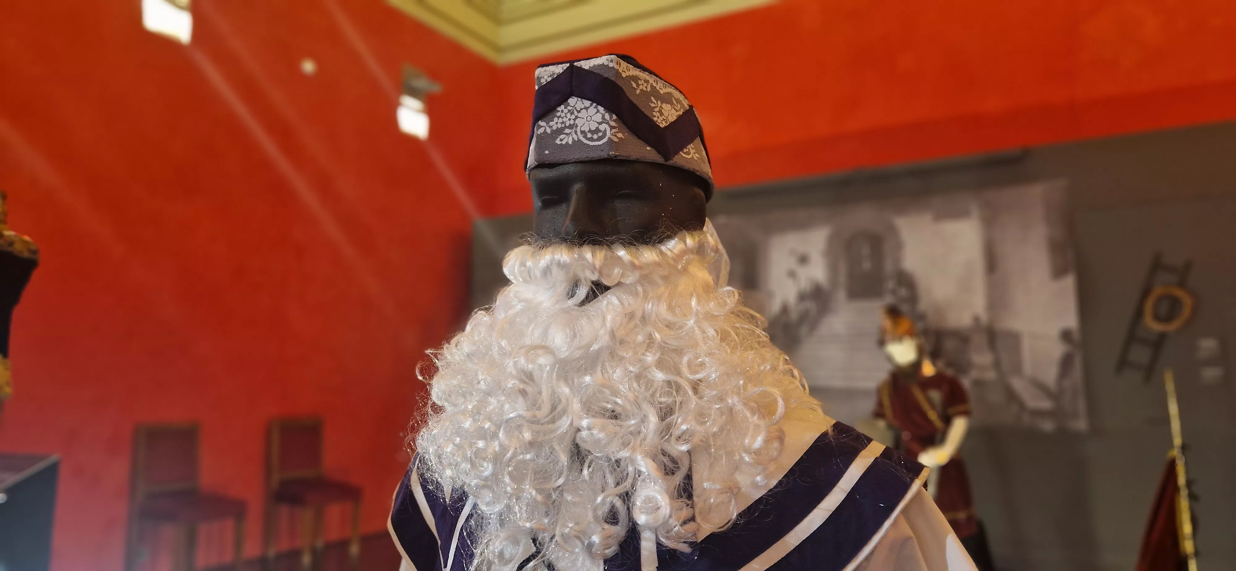 Exposición Revistiendo la Semana Santa. Foto Myriam Martínez