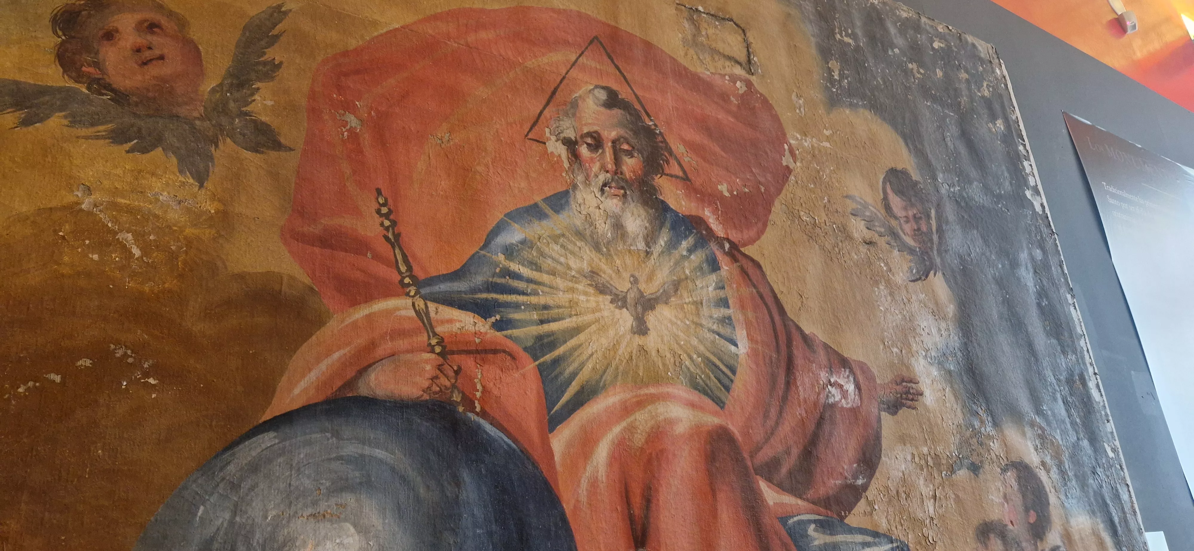 Exposición Revistiendo la Semana Santa. Foto Myriam Martínez