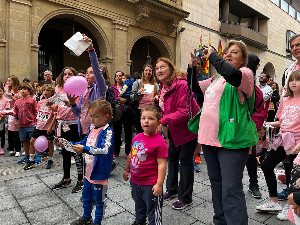 Carrera Huesca contra el cáncer 2022. Foto Myriam Martínez 