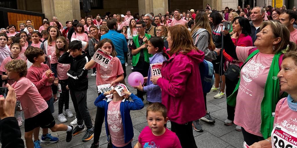 Carrera Huesca contra el cáncer 2022. Foto Myriam Martínez 