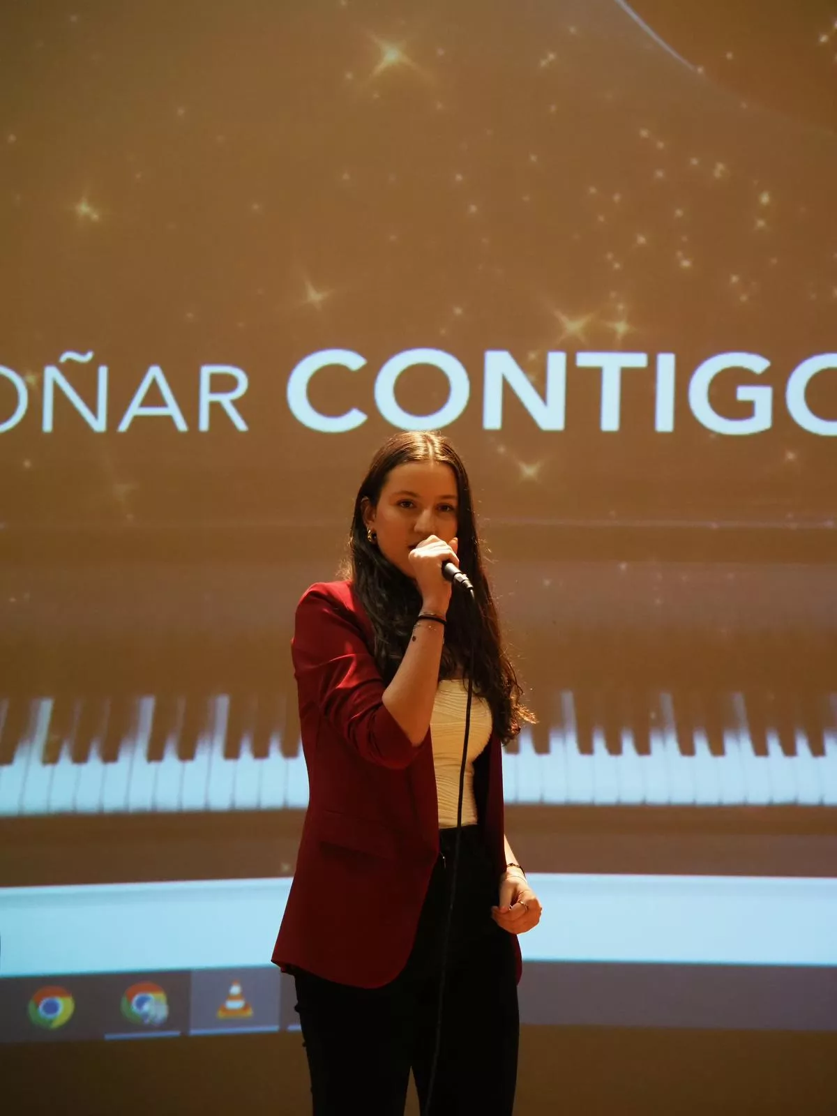 Presentación del libro de Josan Montull en Monzón