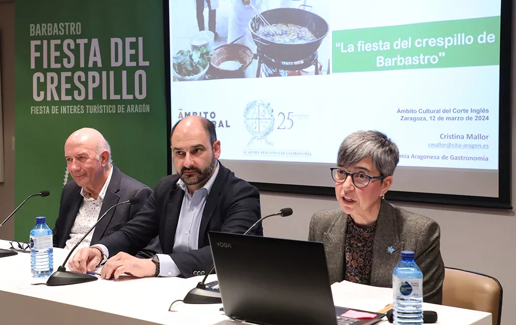 Fernando Noguero, Fernando Torres y Cristina Mallor en la sala de Ámbito Cultural de El Corte Inglés