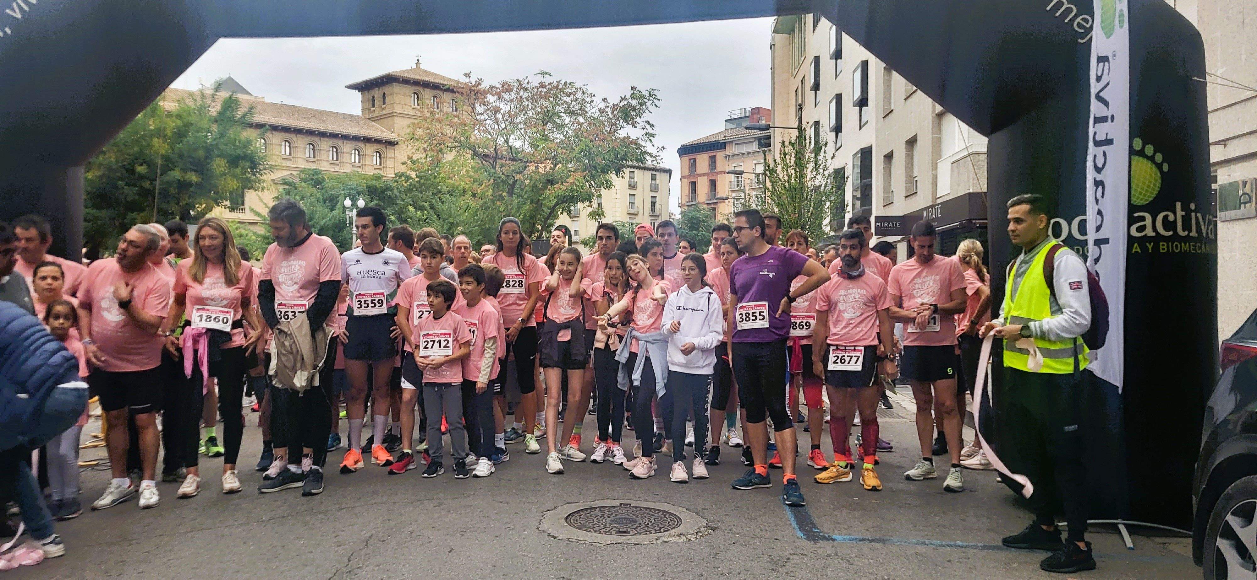 Carrera Huesca contra el cáncer 2022. Foto Myriam Martínez 