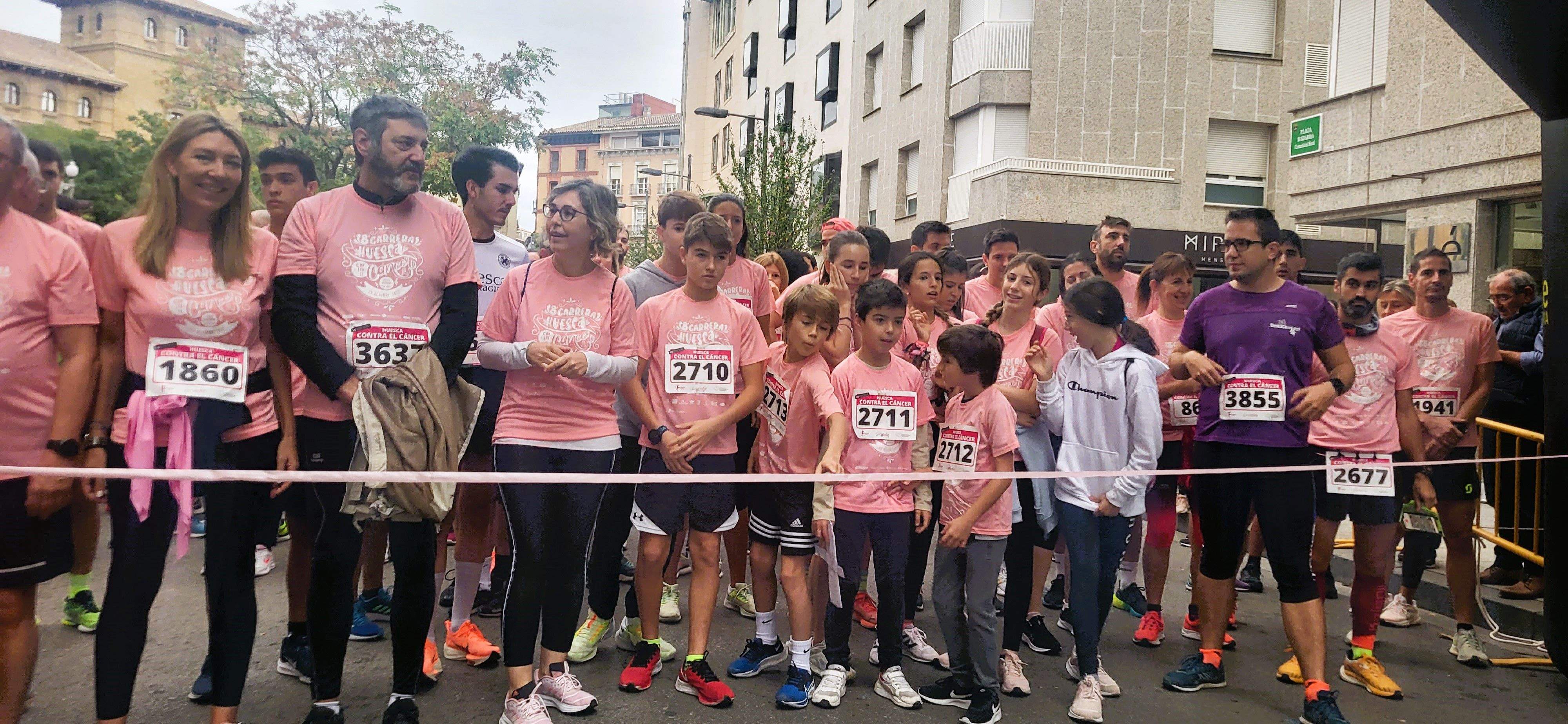 Carrera Huesca contra el cáncer 2022. Foto Myriam Martínez 