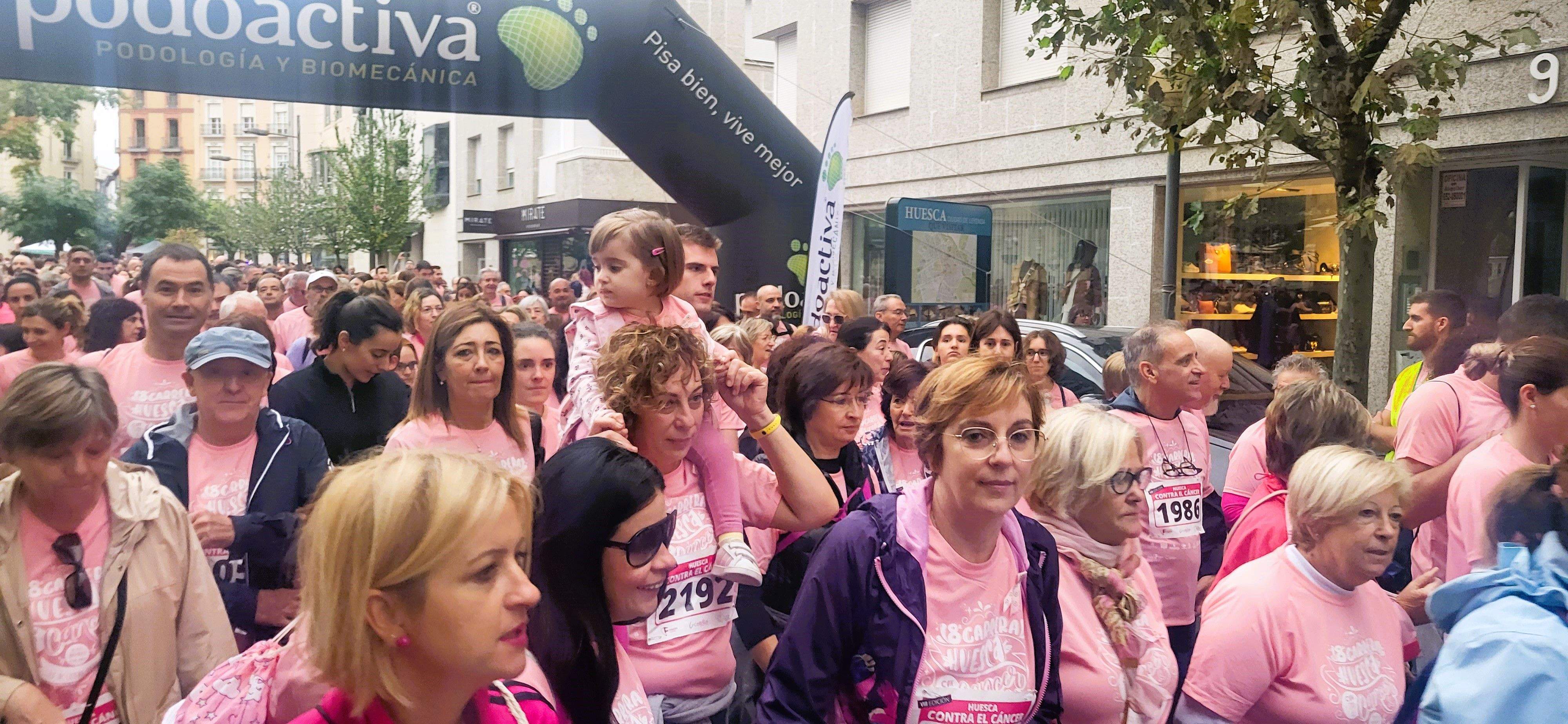 Carrera Huesca contra el cáncer 2022. Foto Myriam Martínez