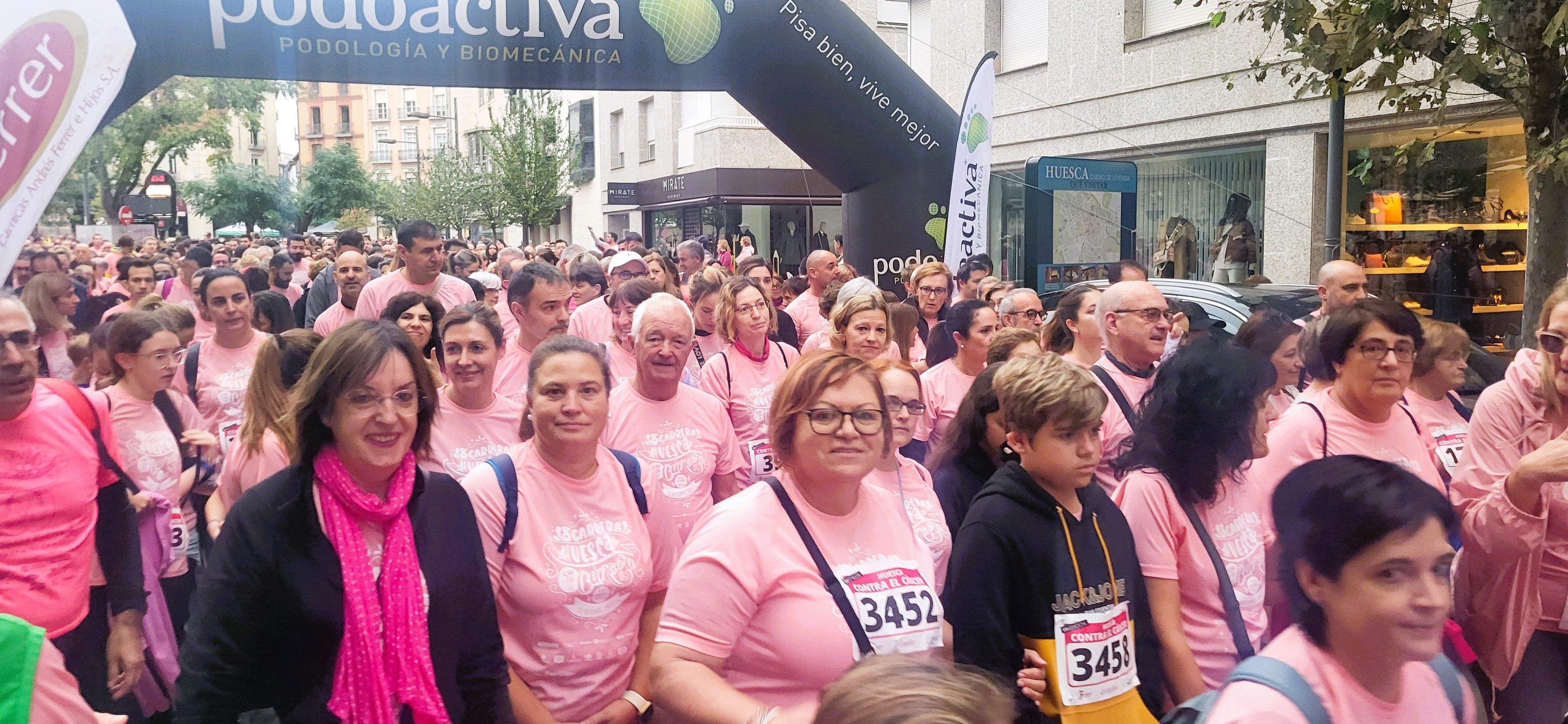 Carrera Huesca contra el cáncer 2022. Foto Myriam Martínez 