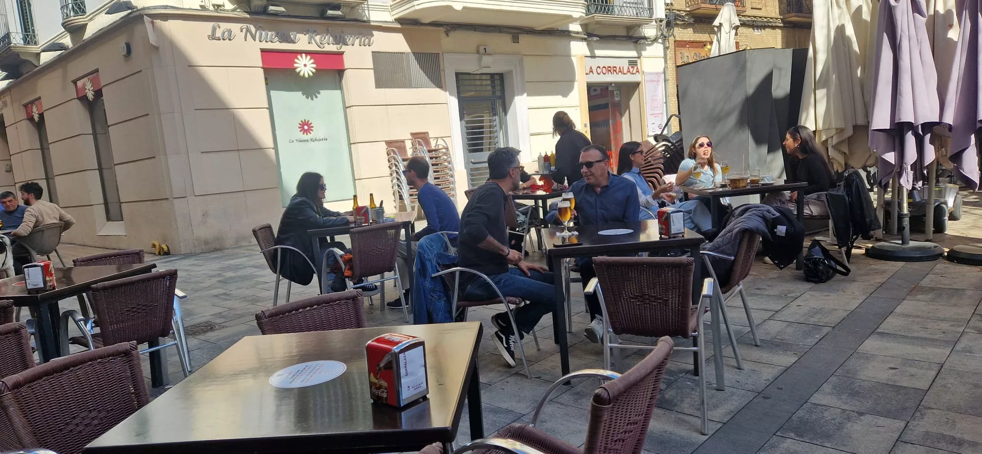 Las terrazas de Huesca, a tope este sábado. Foto Myriam Martínez