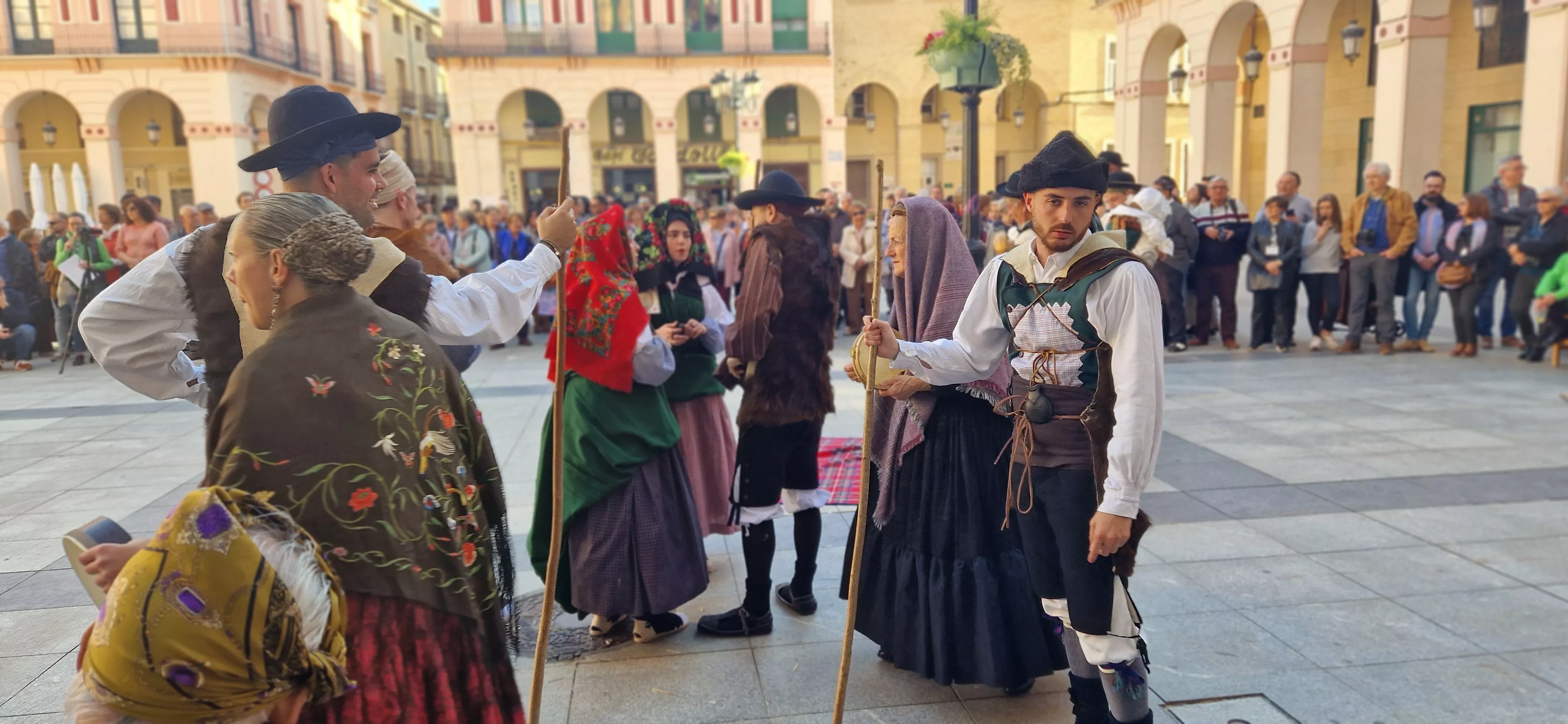 Visita de la Facyde a Huesca. Foto Myriam Martínez