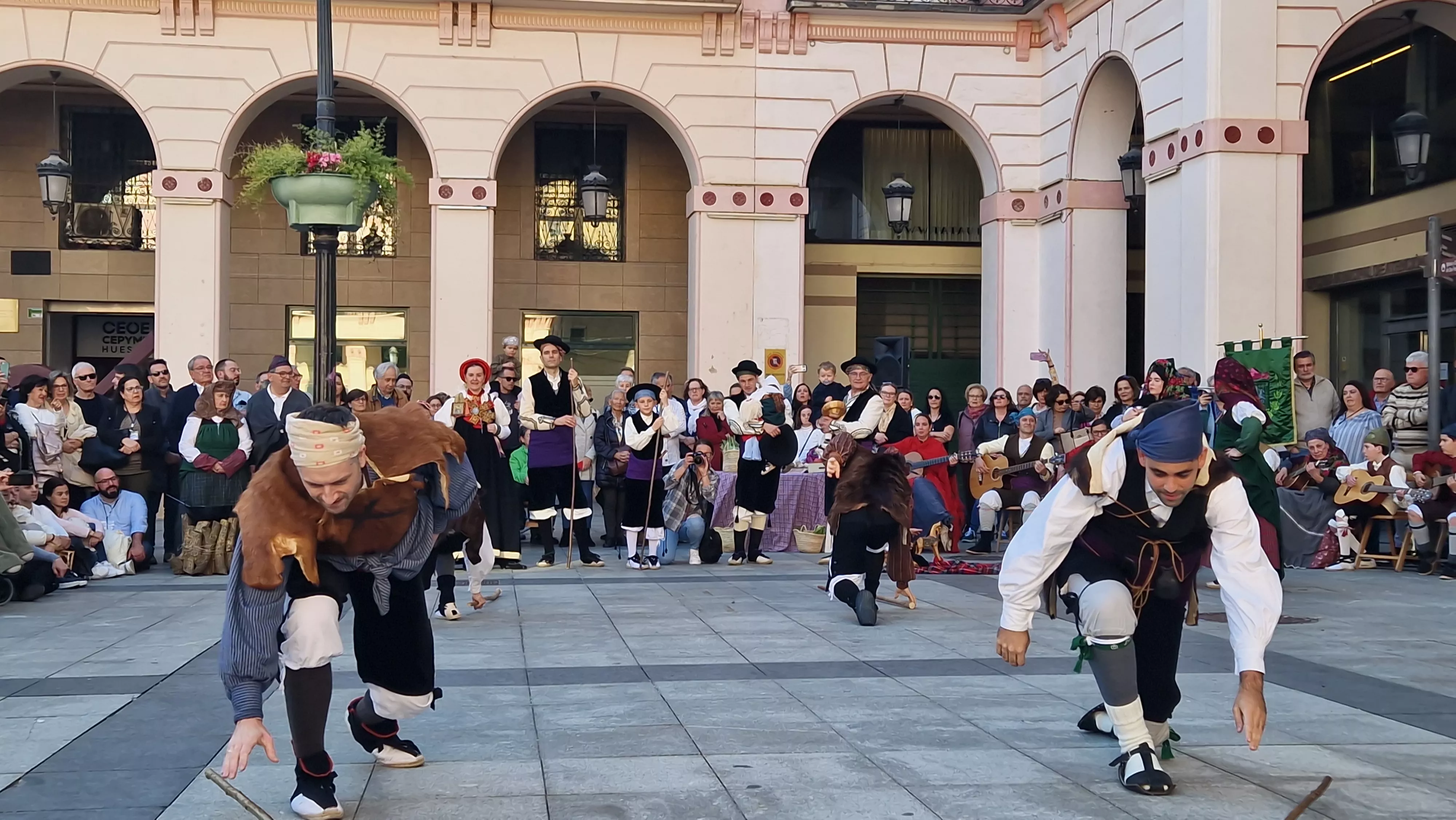 Visita de la Facyde a Huesca. Foto Myriam Martínez