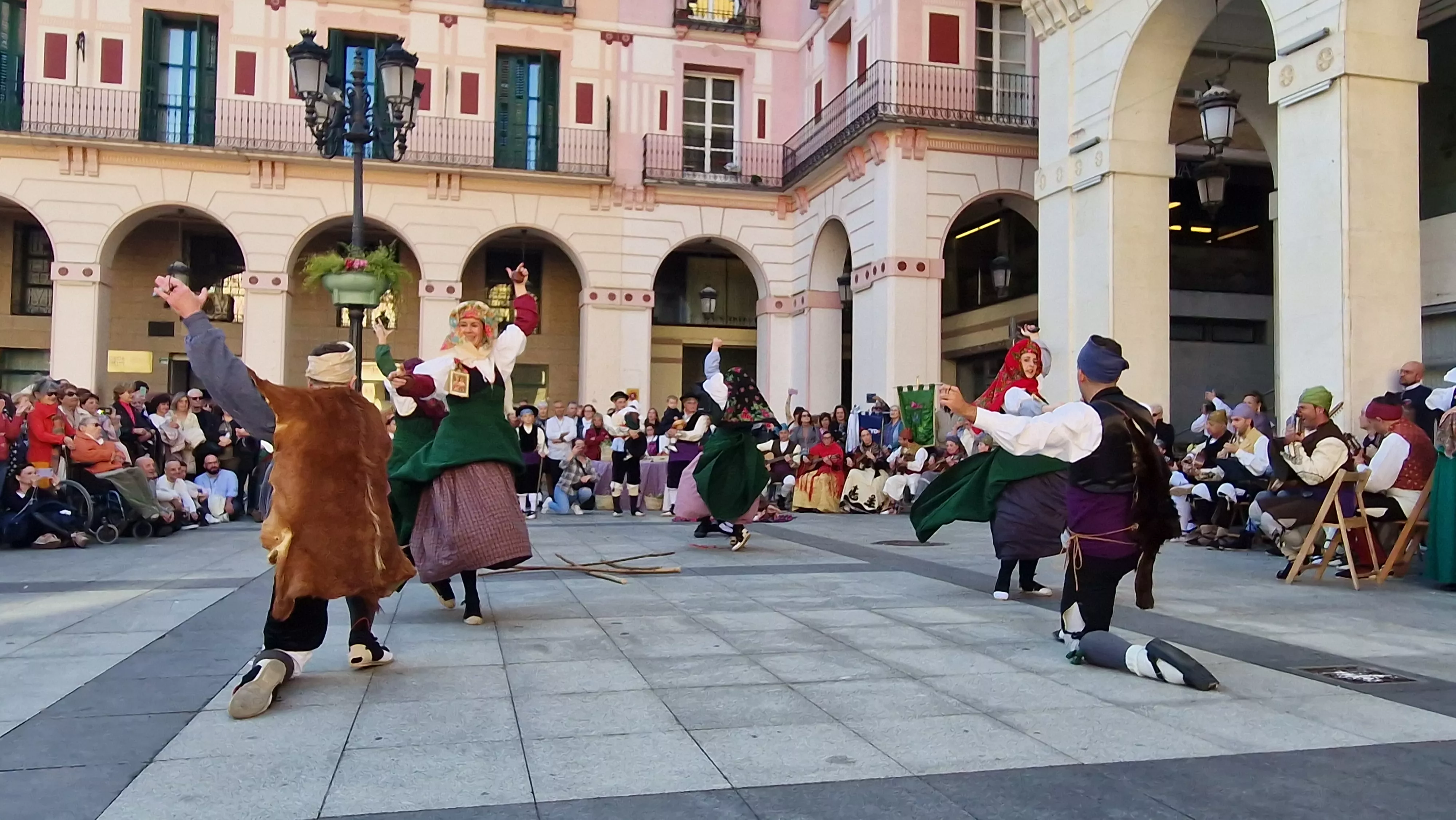 Visita de la Facyde a Huesca. Foto Myriam Martínez