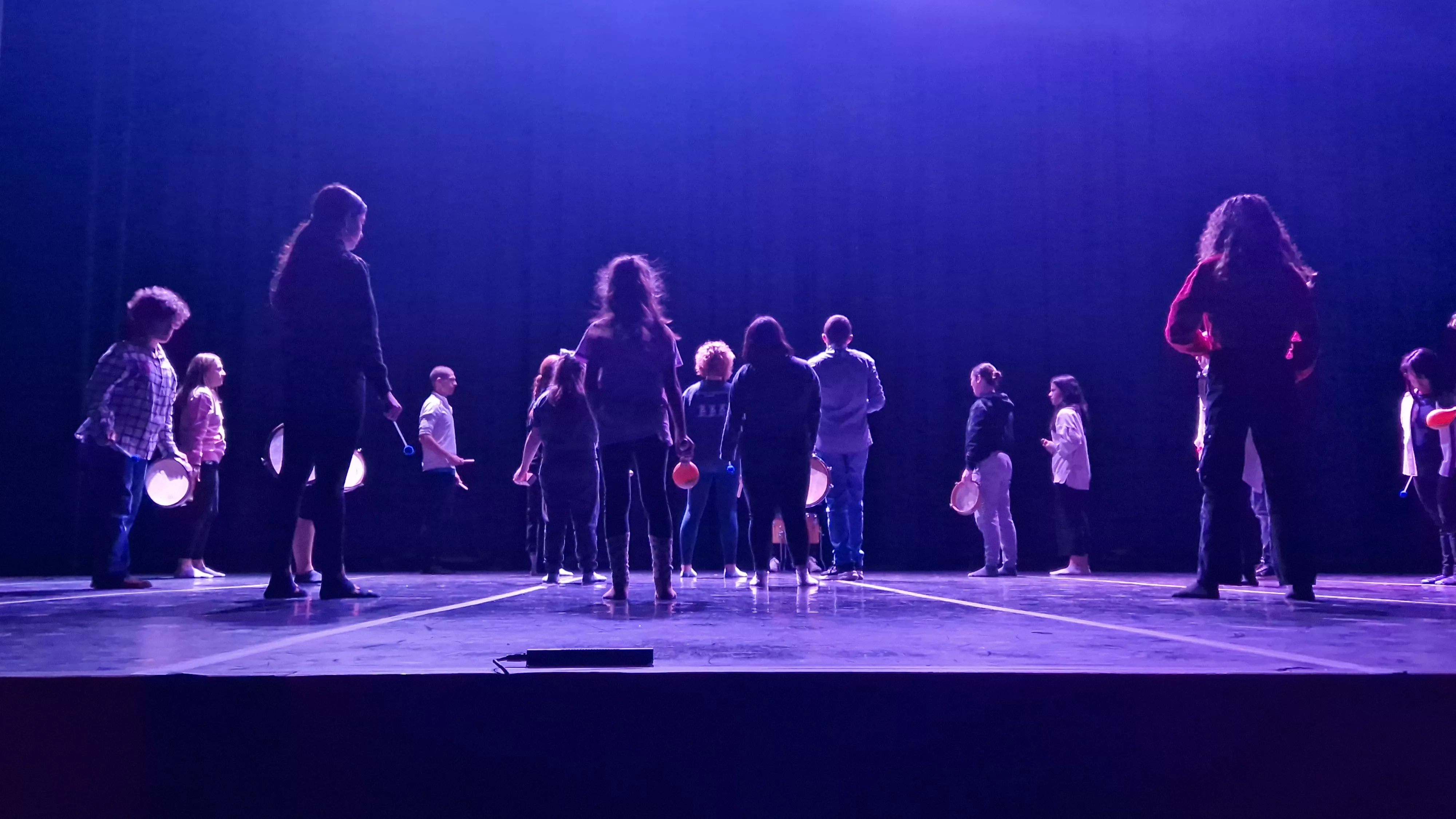 Taller del Grupo de Música y Baile de Down Huesca previo al Cosmos Festival. Foto Myriam Martínez 