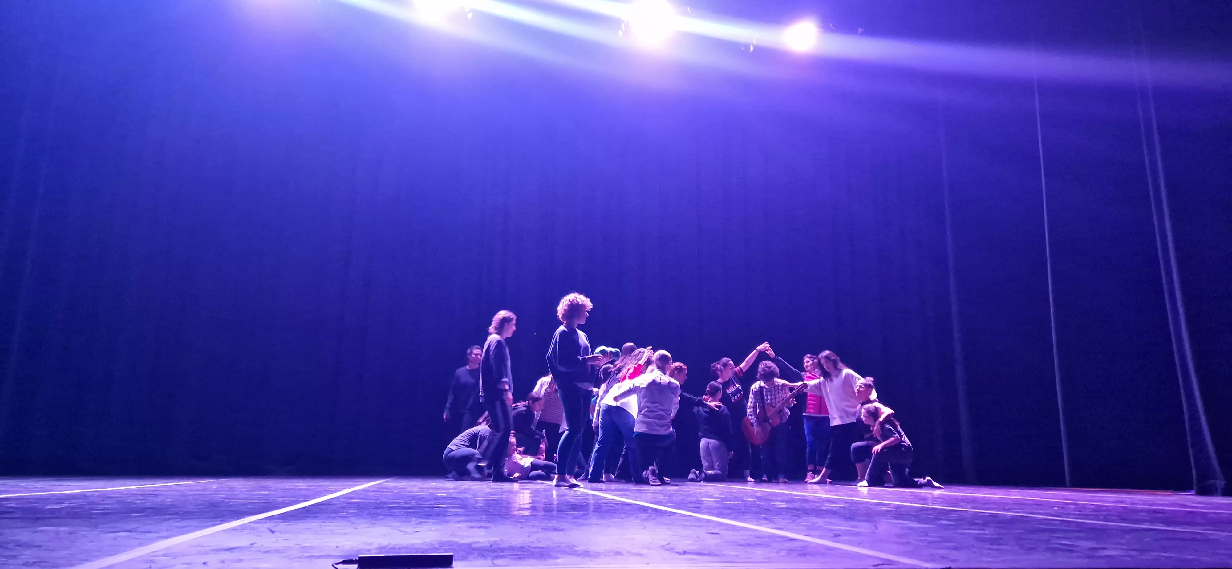 Taller del Grupo de Música y Baile de Down Huesca previo al Cosmos Festival. Foto Myriam Martínez 