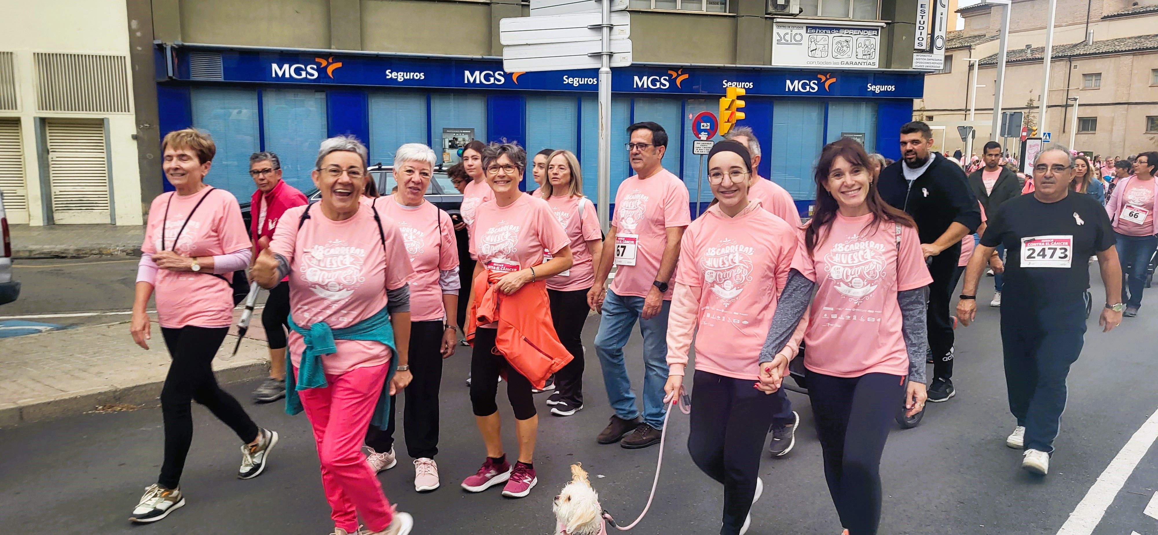 Carrera Huesca contra el cáncer 2022. Foto Myriam Martínez 