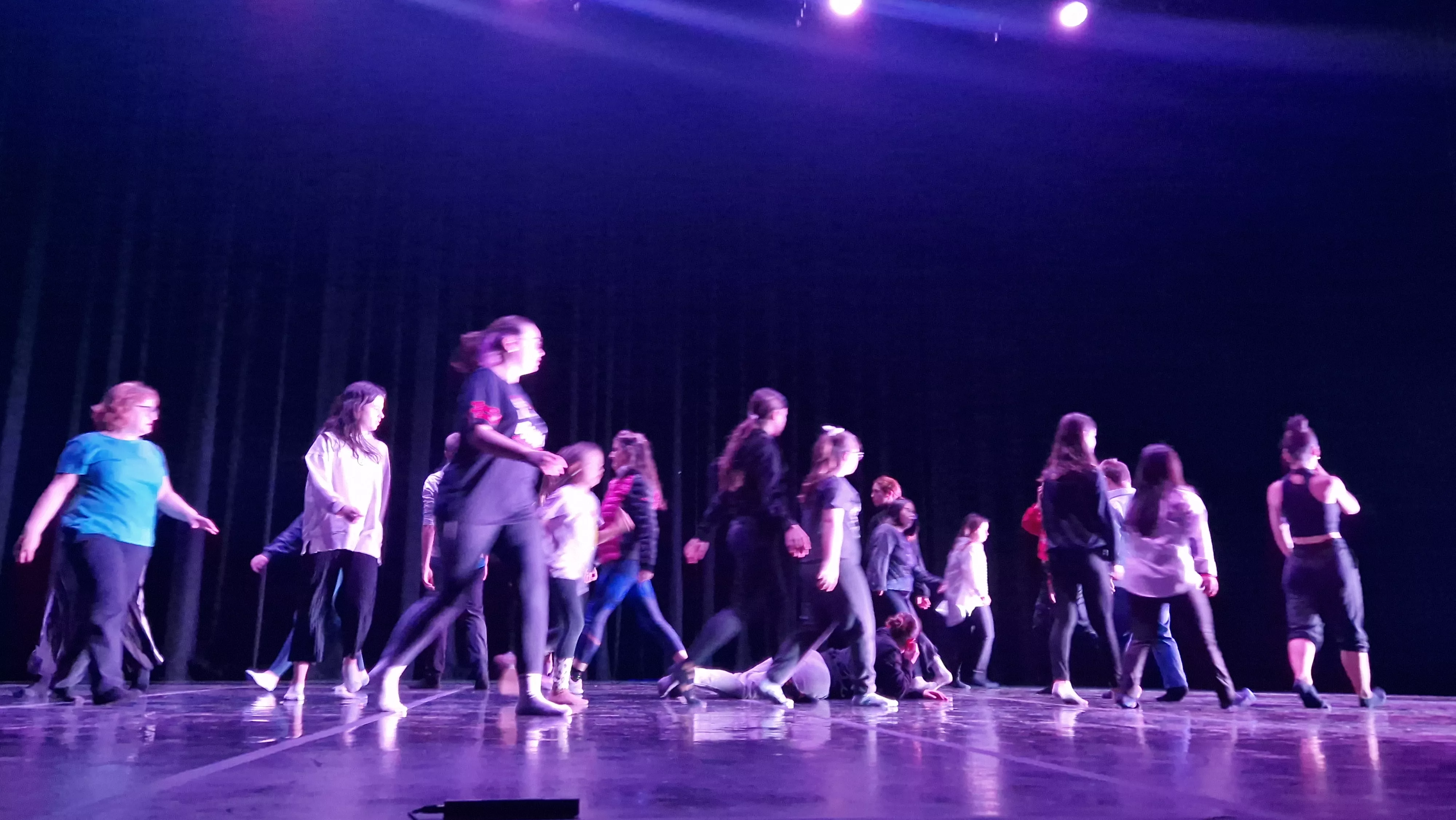 Taller del Grupo de Música y Baile de Down Huesca previo al Cosmos Festival. Foto Myriam Martínez 