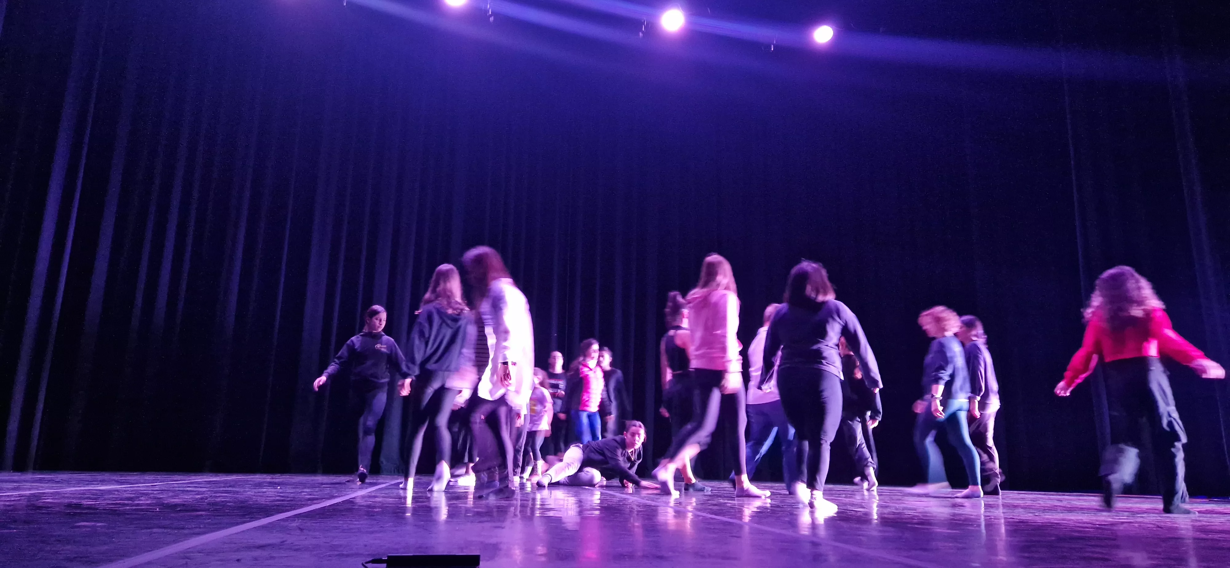 Taller del Grupo de Música y Baile de Down Huesca previo al Cosmos Festival. Foto Myriam Martínez 