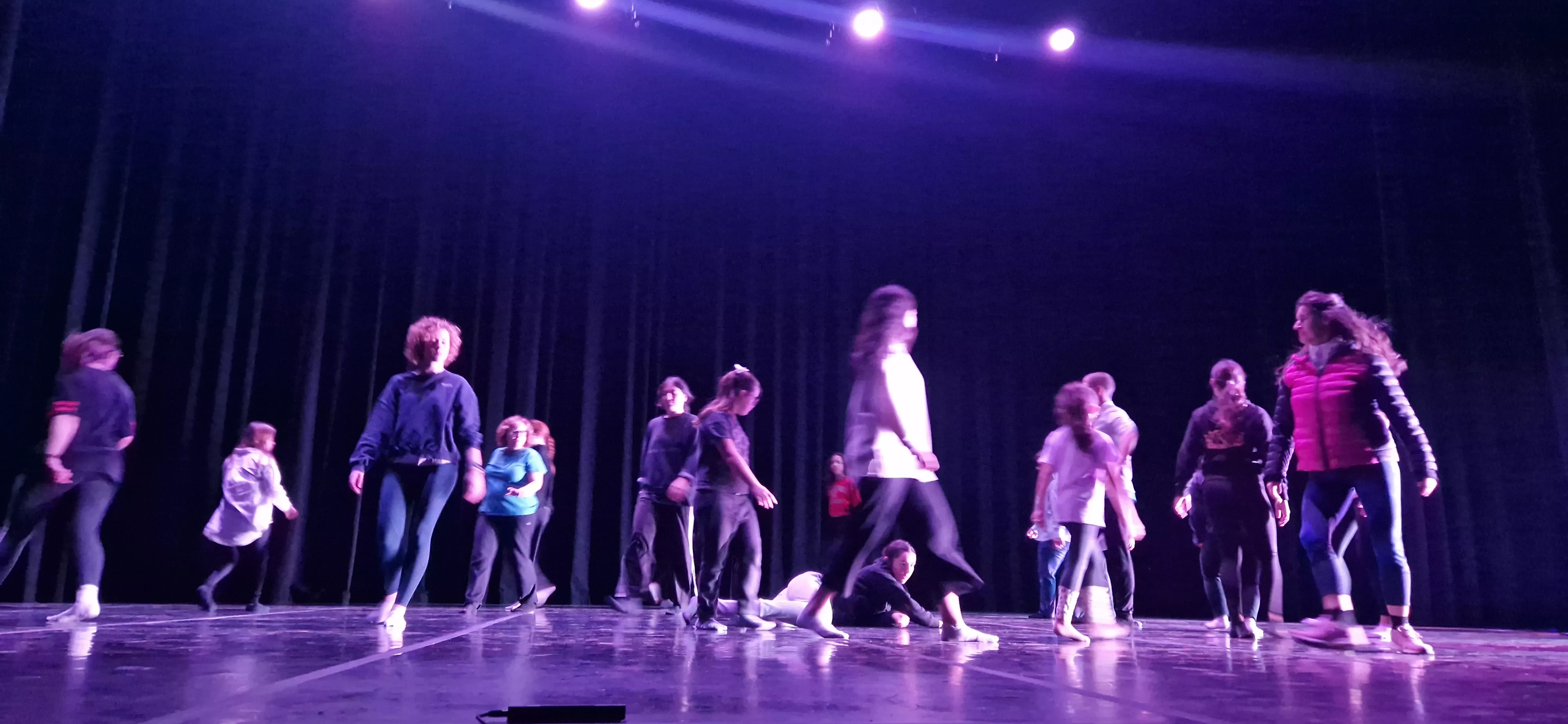 Taller del Grupo de Música y Baile de Down Huesca previo al Cosmos Festival. Foto Myriam Martínez 