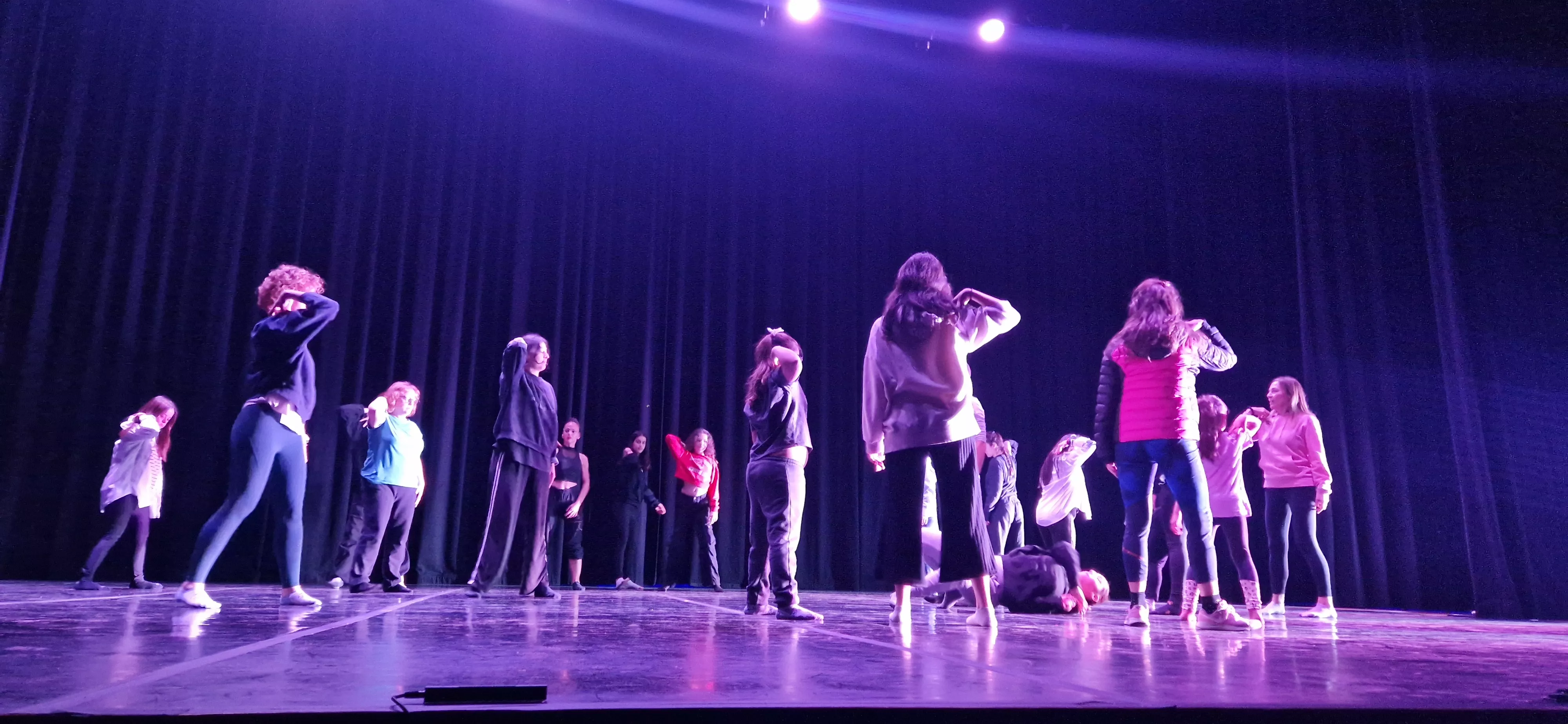 Taller del Grupo de Música y Baile de Down Huesca previo al Cosmos Festival. Foto Myriam Martínez (61)