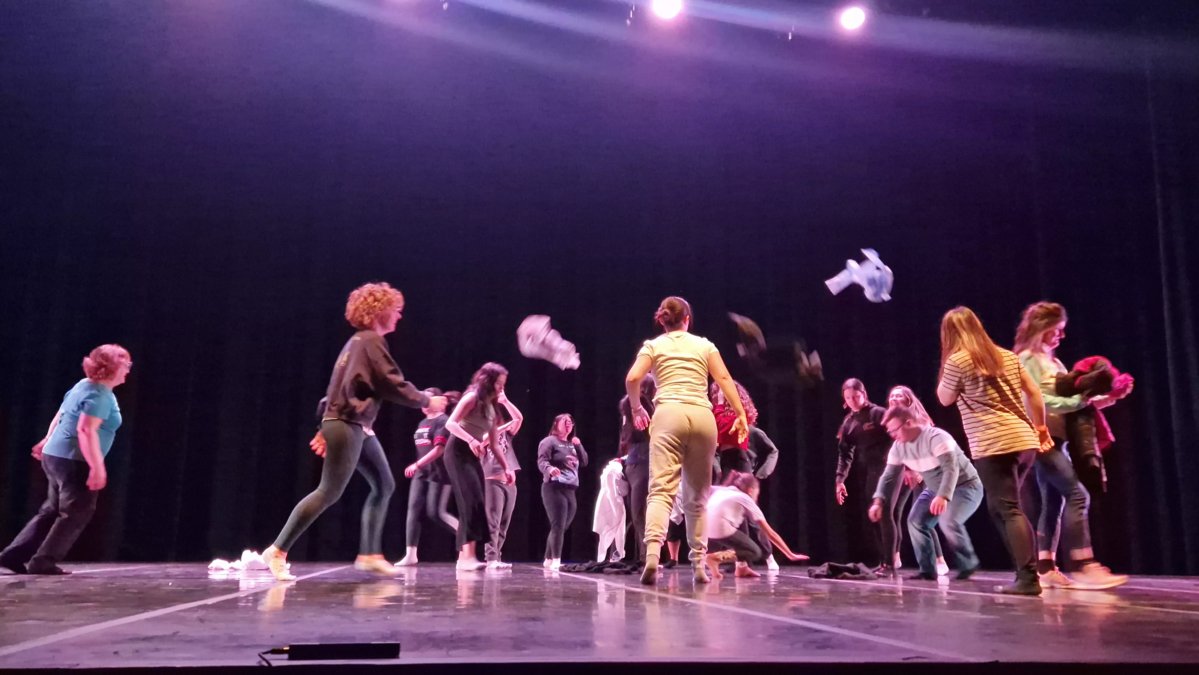 Taller del Grupo de Música y Baile de Down Huesca previo al Cosmos Festival. Foto Myriam Martínez (73)