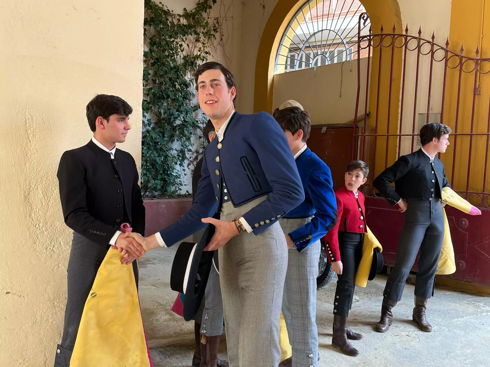 Momentos antes de comenzar la clase práctica. Foto: A. Mora