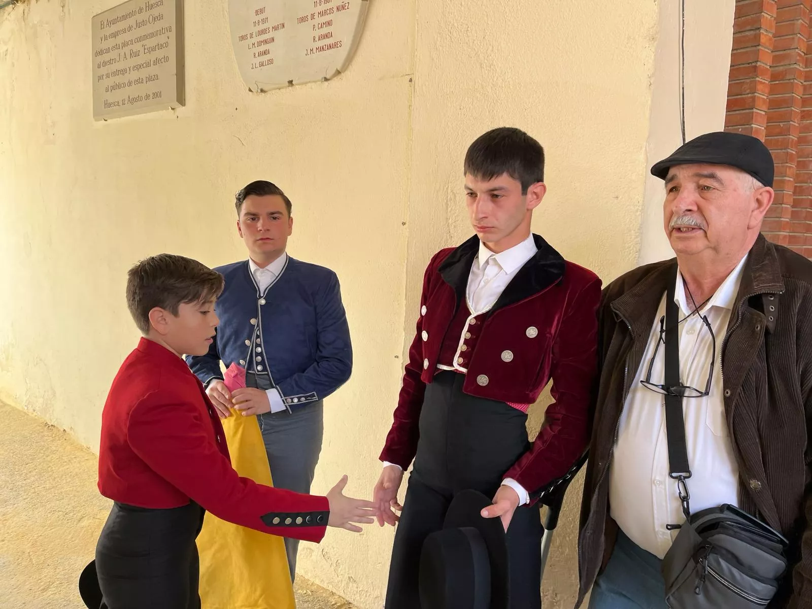 Momentos antes de comenzar la clase práctica. Foto: A. Mora