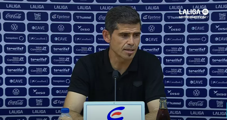 Antonio Hidalgo, entrenador del Huesca