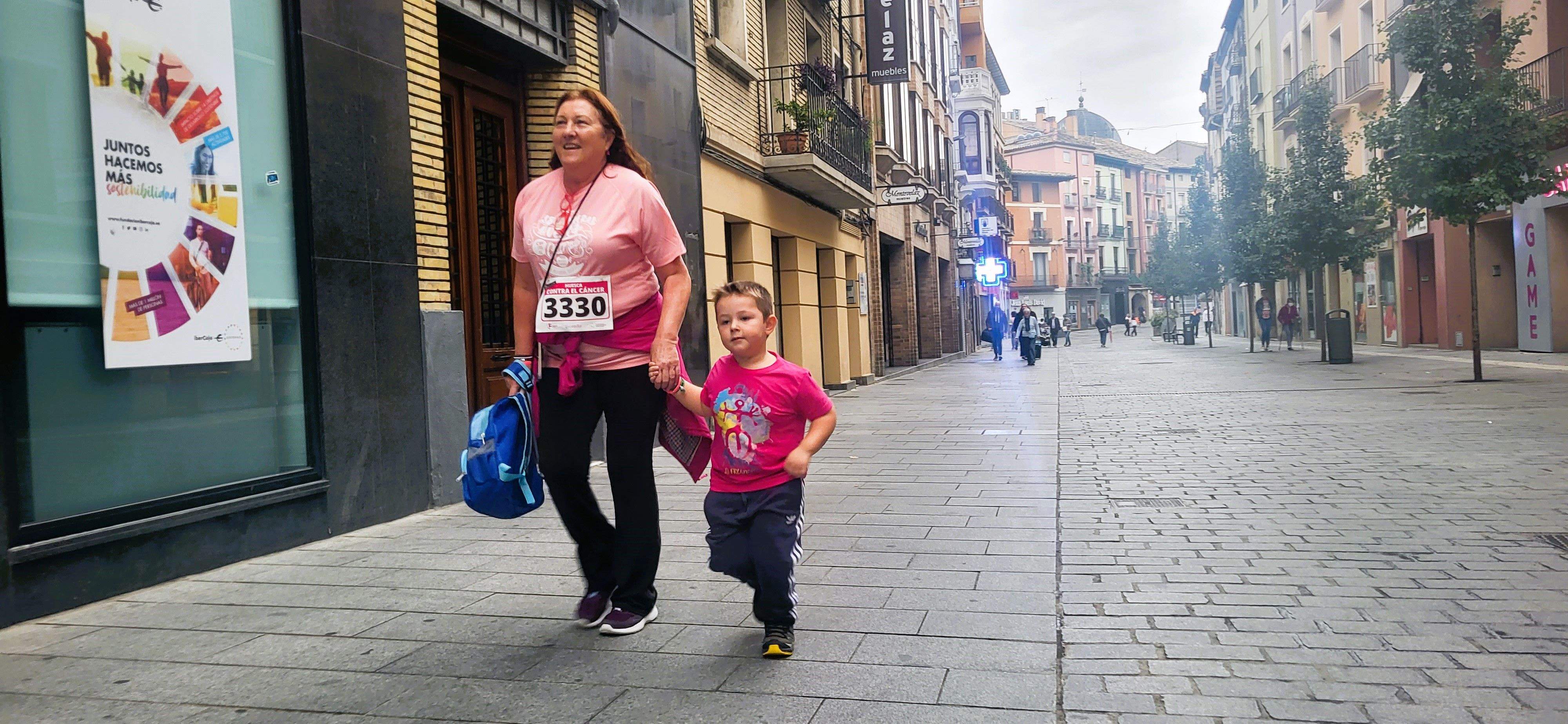Carrera Huesca contra el cáncer 2022. Foto Myriam Martínez 