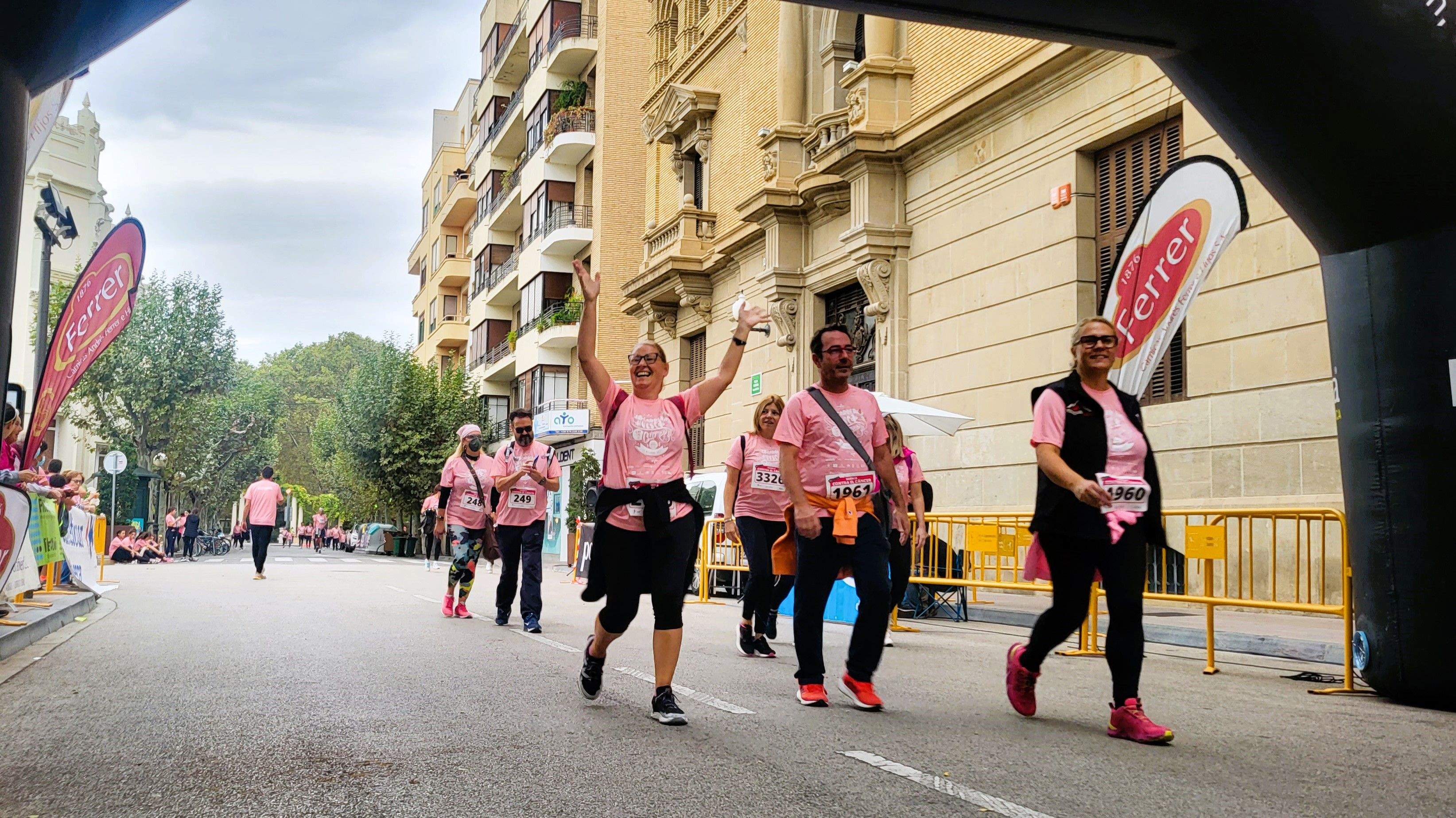 Carrera Huesca contra el cáncer 2022. Foto Myriam Martínez 