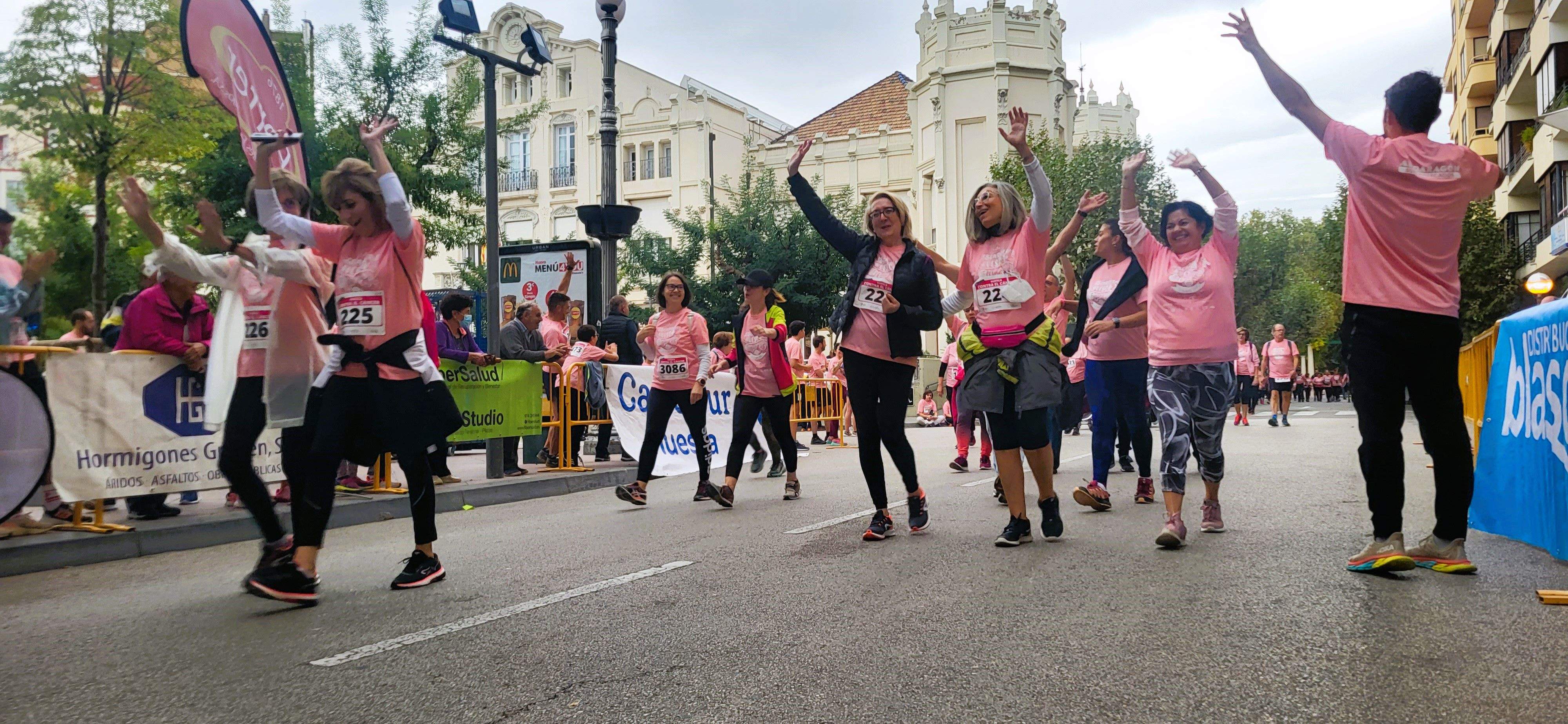 Carrera Huesca contra el cáncer 2022. Foto Myriam Martínez 