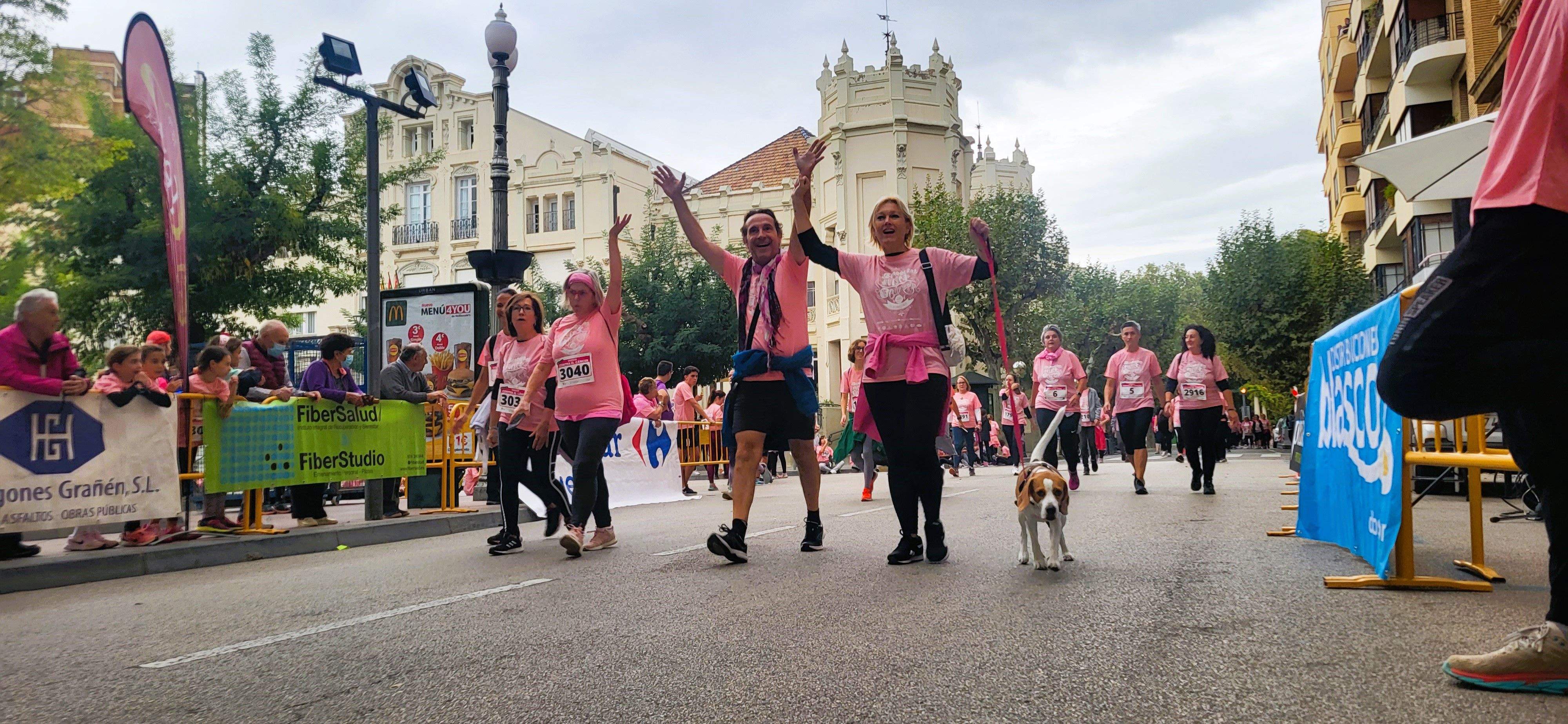 Carrera Huesca contra el cáncer 2022. Foto Myriam Martínez 