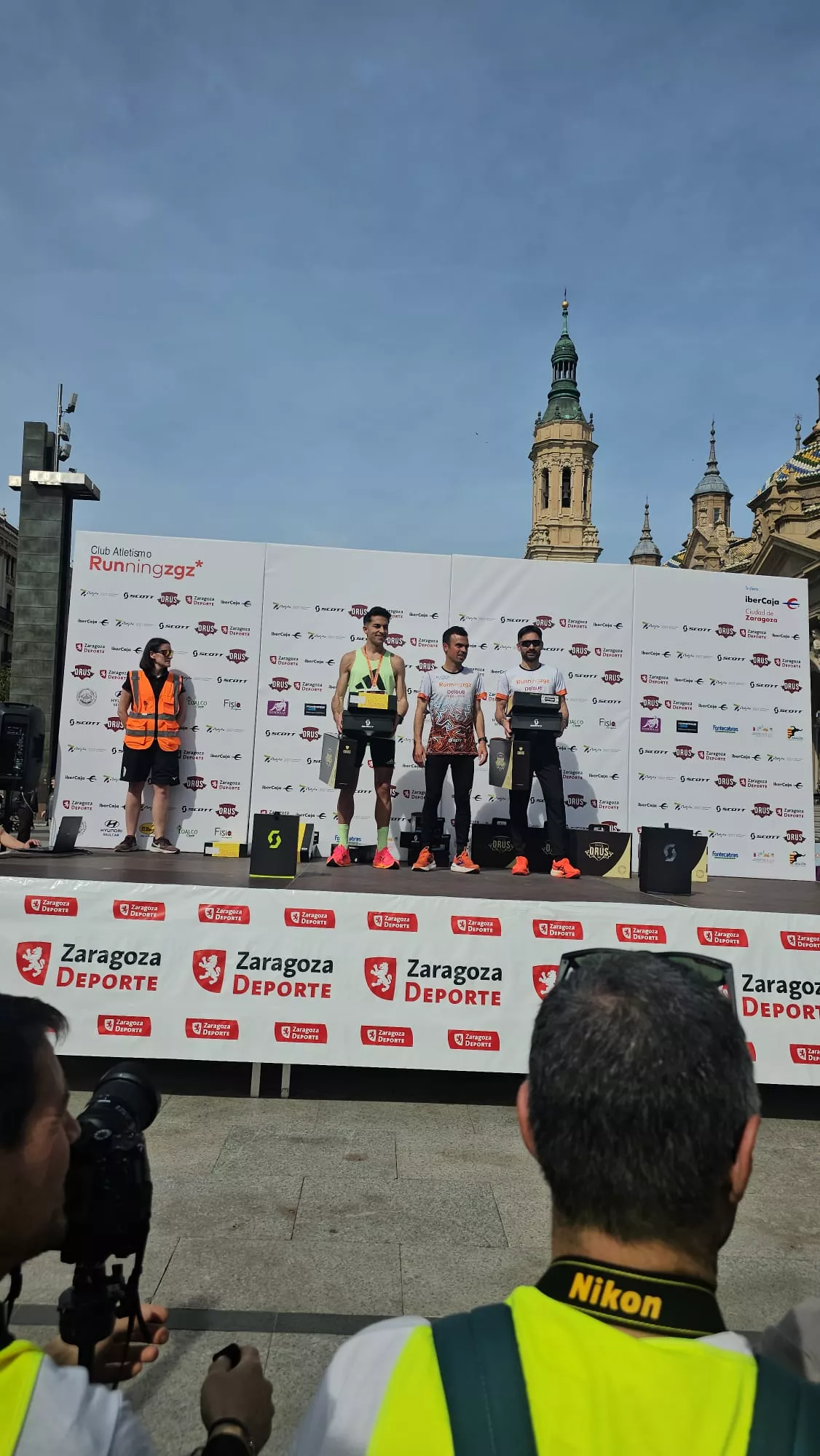 Alberto Puyuelo, ganador del Medio Maratón de Zaragoza