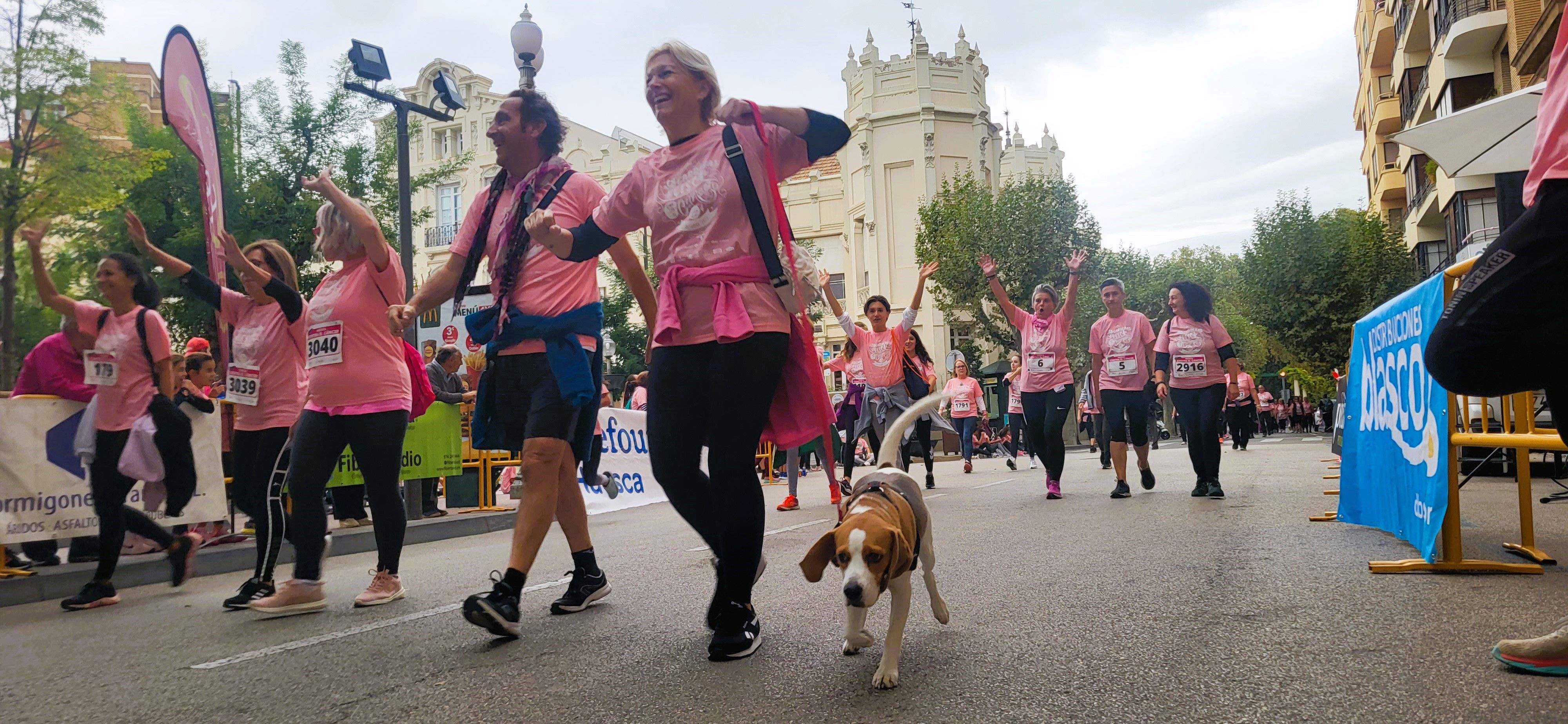 Carrera Huesca contra el cáncer 2022. Foto Myriam Martínez 