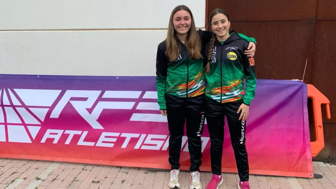 Noa López (izquierda) y María Laguarta, las dos zoitistas en León. Noa López (izquierda) y María Laguarta, las dos zoitistas en León.