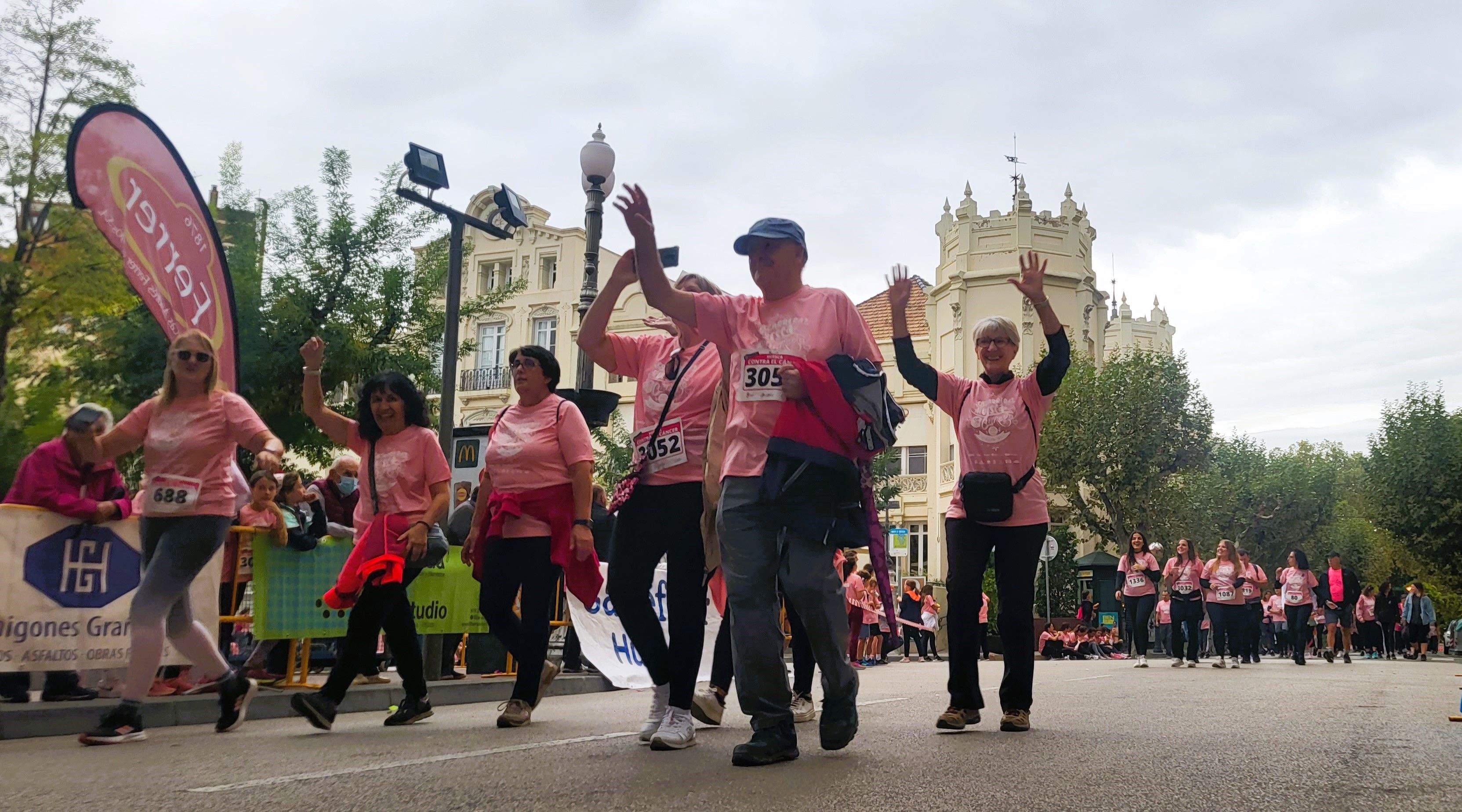 Carrera Huesca contra el cáncer 2022. Foto Myriam Martínez 