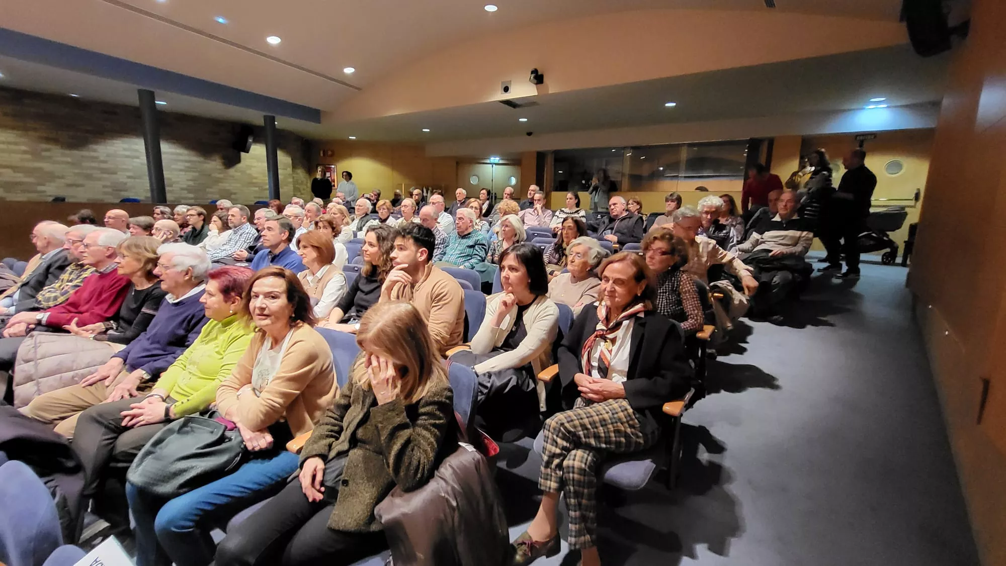 Presentación del libro de Eduardo Cuello sobre Villahermosa
