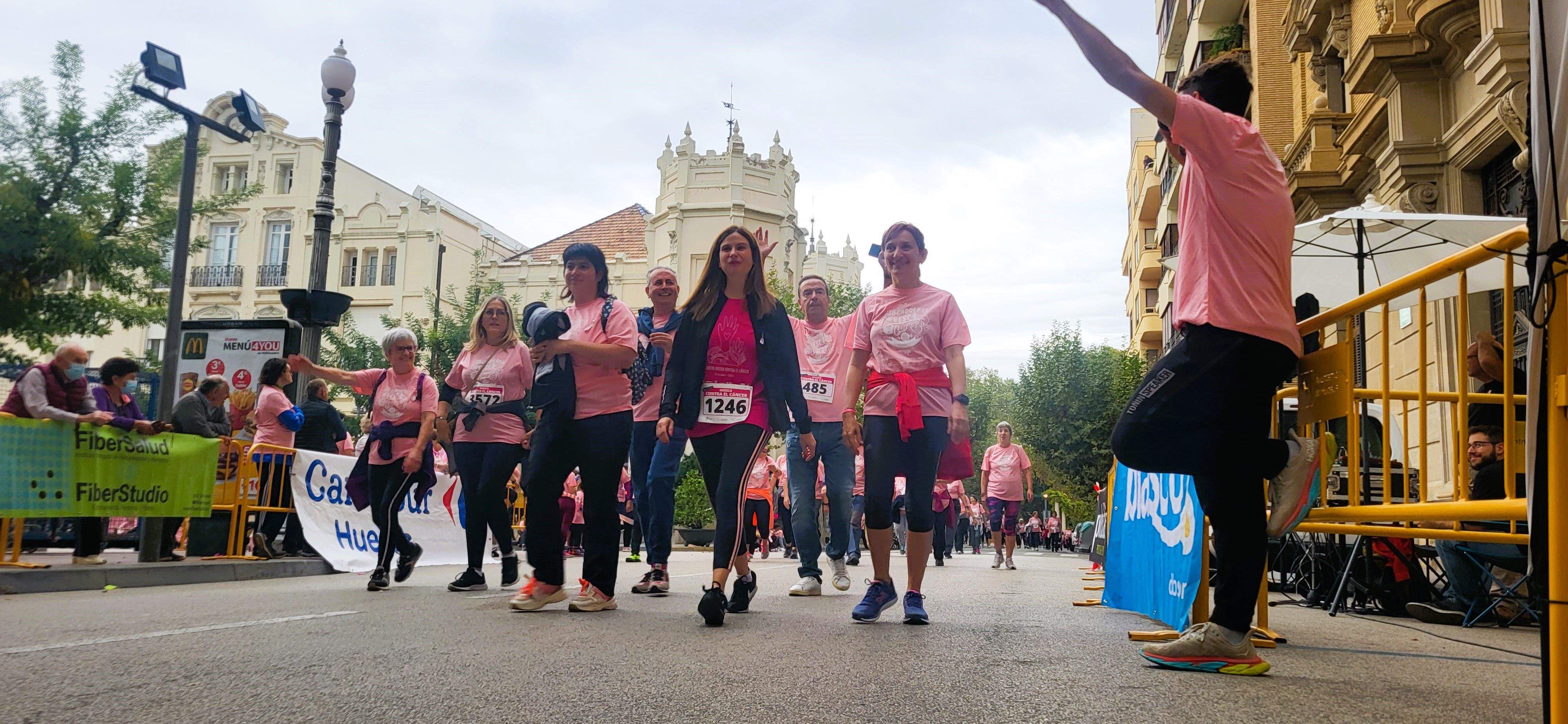 Carrera Huesca contra el cáncer 2022. Foto Myriam Martínez 