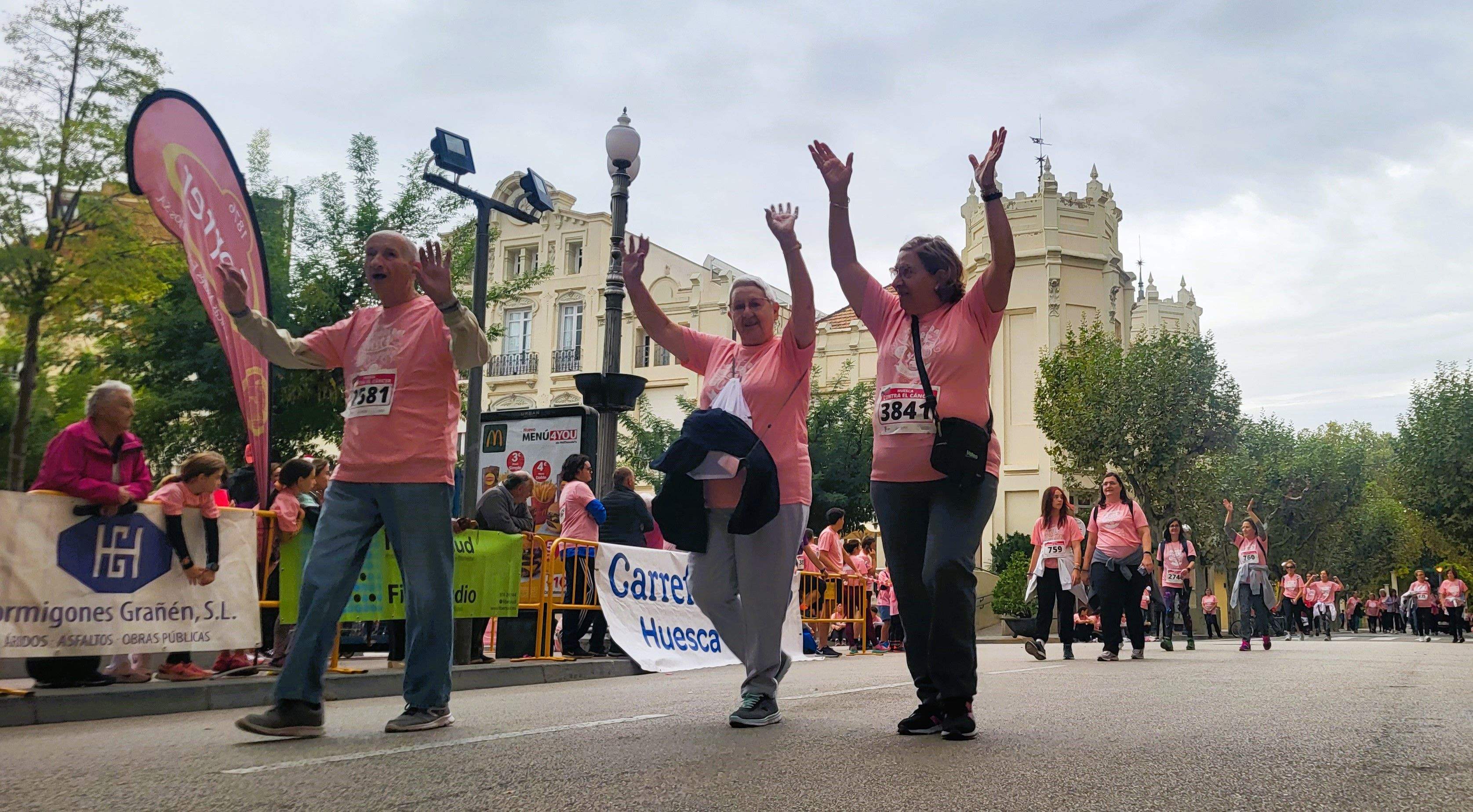 Carrera Huesca contra el cáncer 2022. Foto Myriam Martínez 