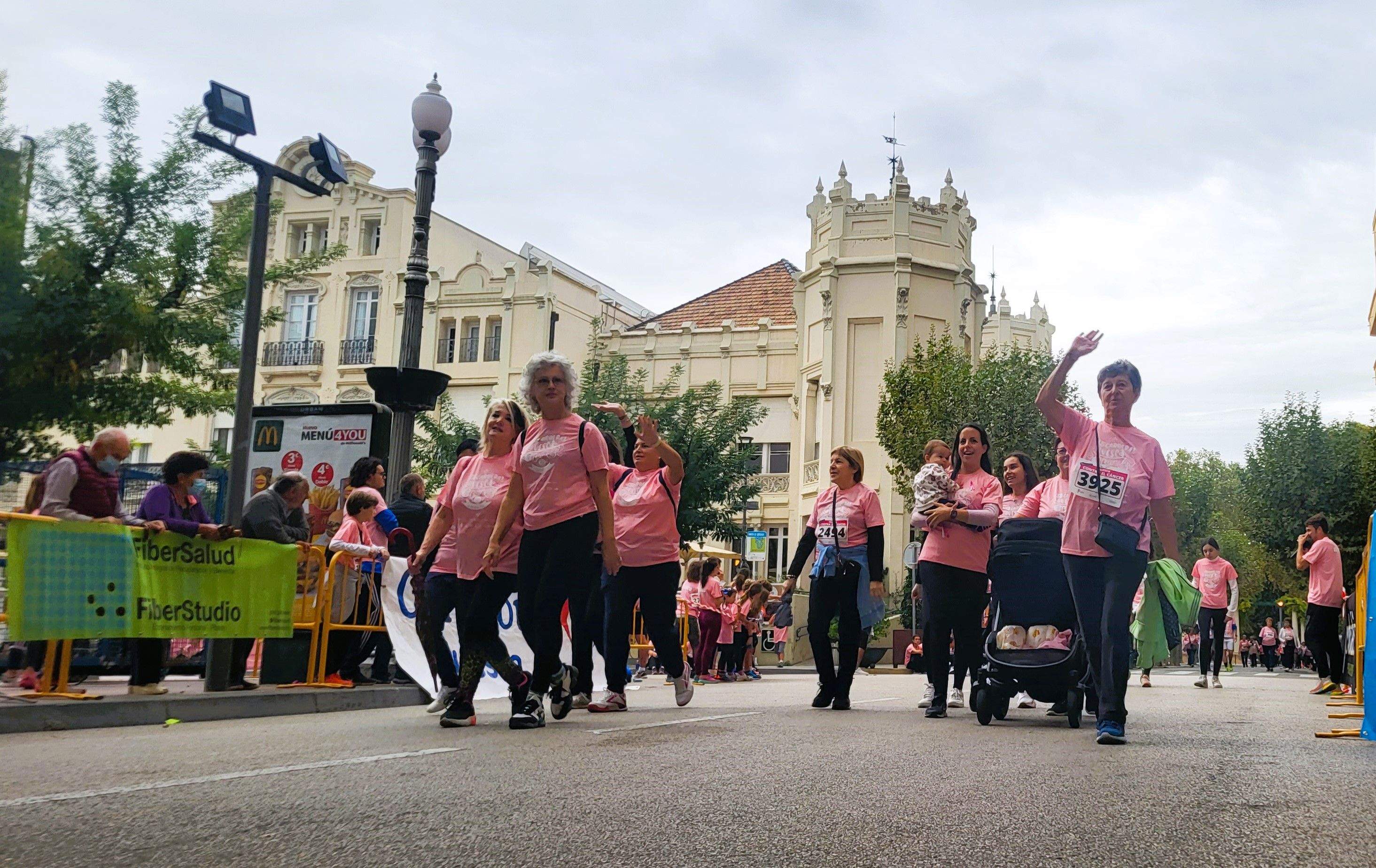 Carrera Huesca contra el cáncer 2022. Foto Myriam Martínez 