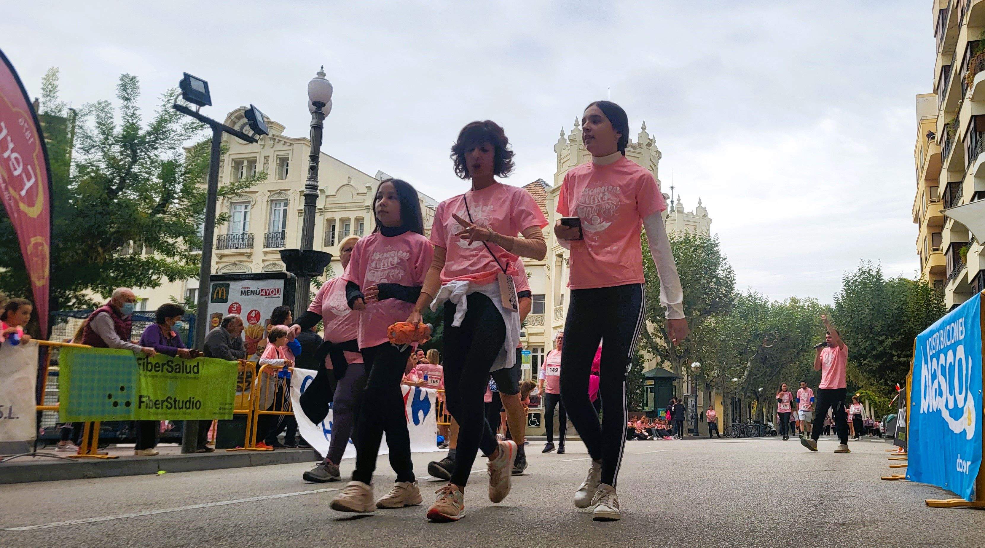 Carrera Huesca contra el cáncer 2022. Foto Myriam Martínez 
