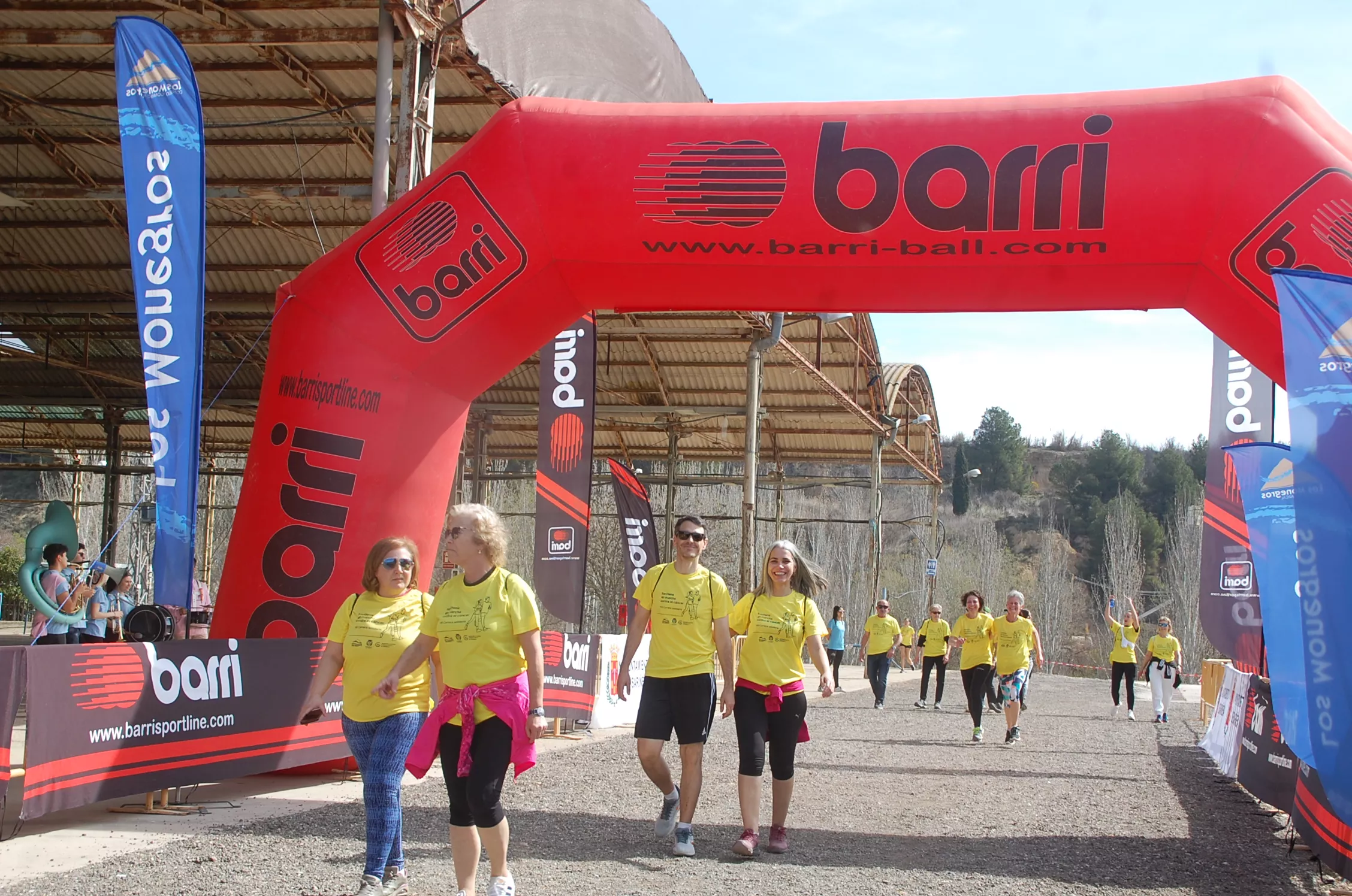 VIII Carrera contra el Cáncer en Sariñena. 