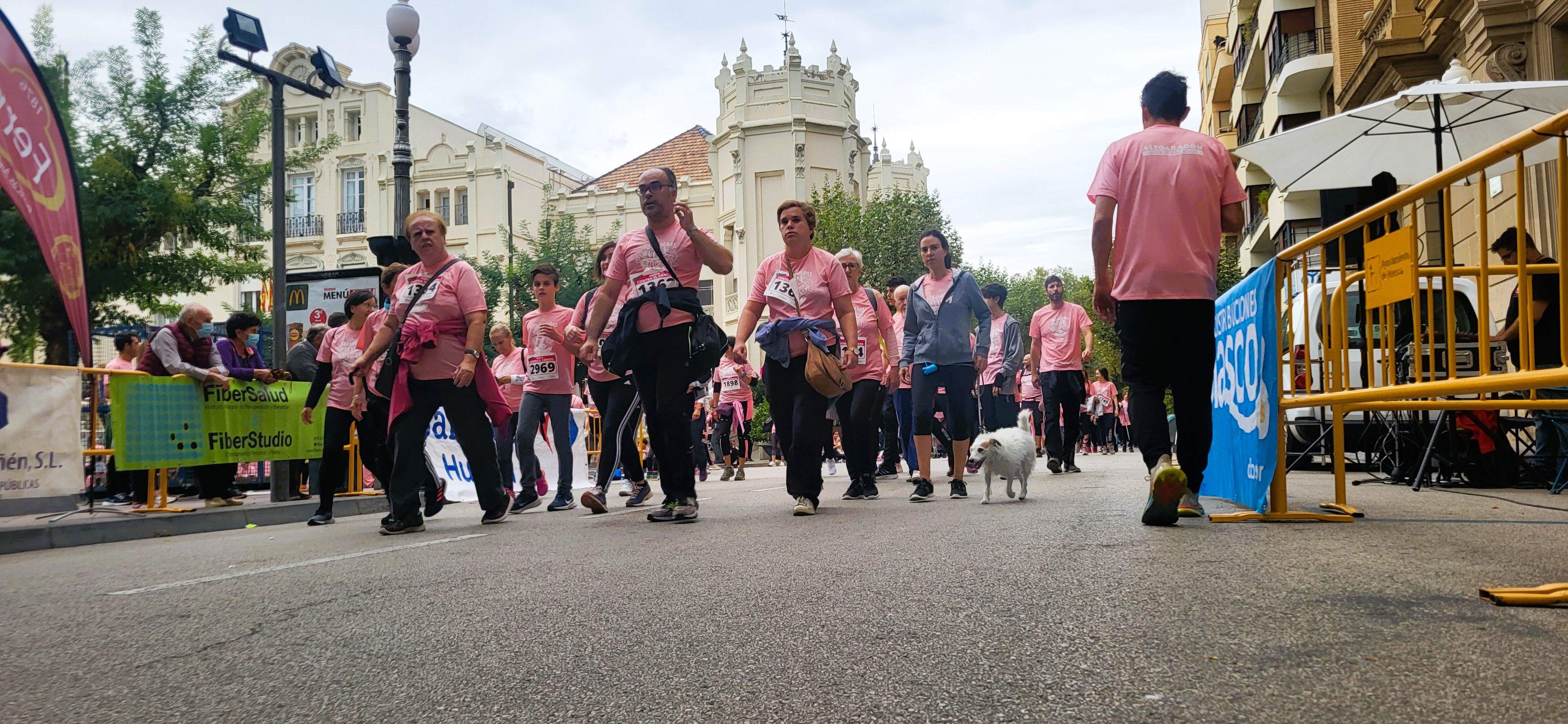 Carrera Huesca contra el cáncer 2022. Foto Myriam Martínez 