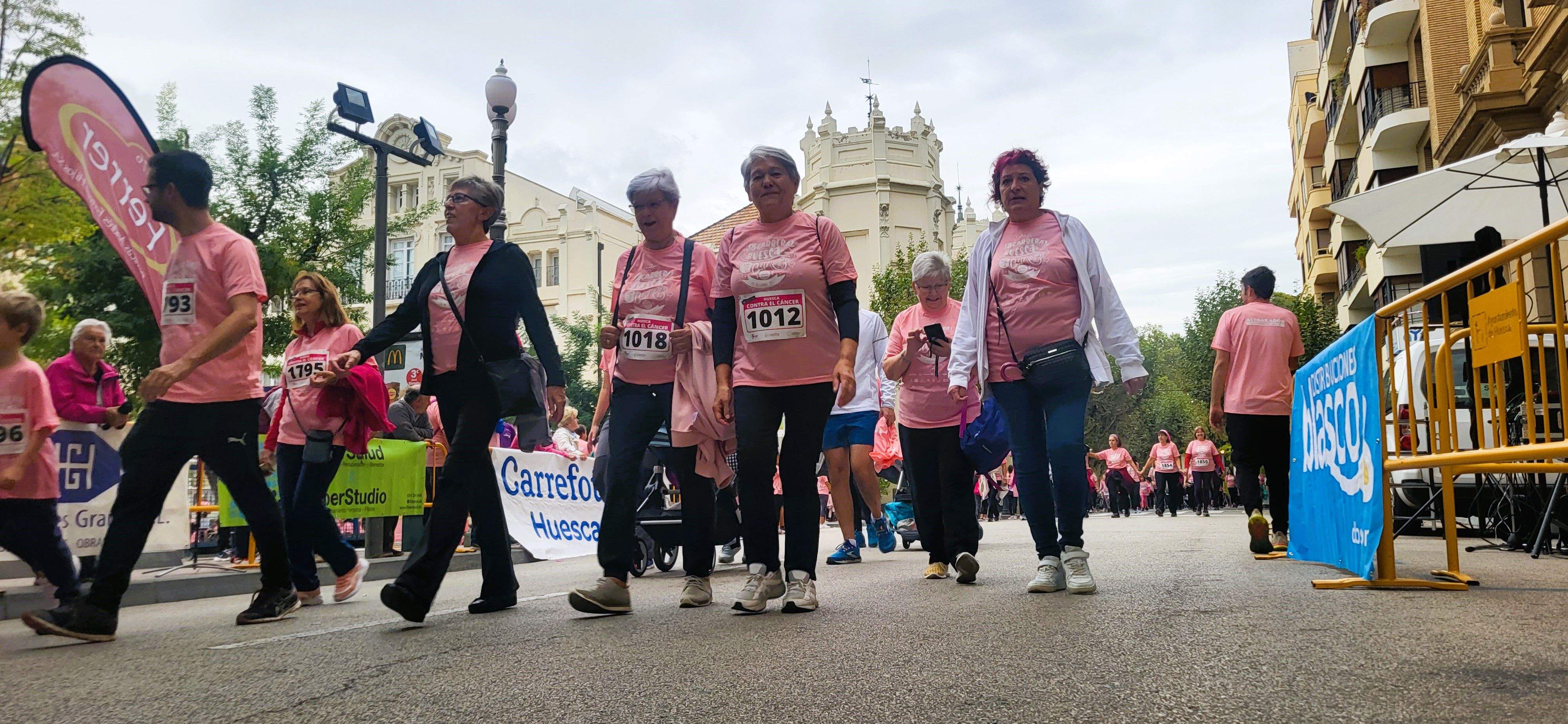 Carrera Huesca contra el cáncer 2022. Foto Myriam Martínez 